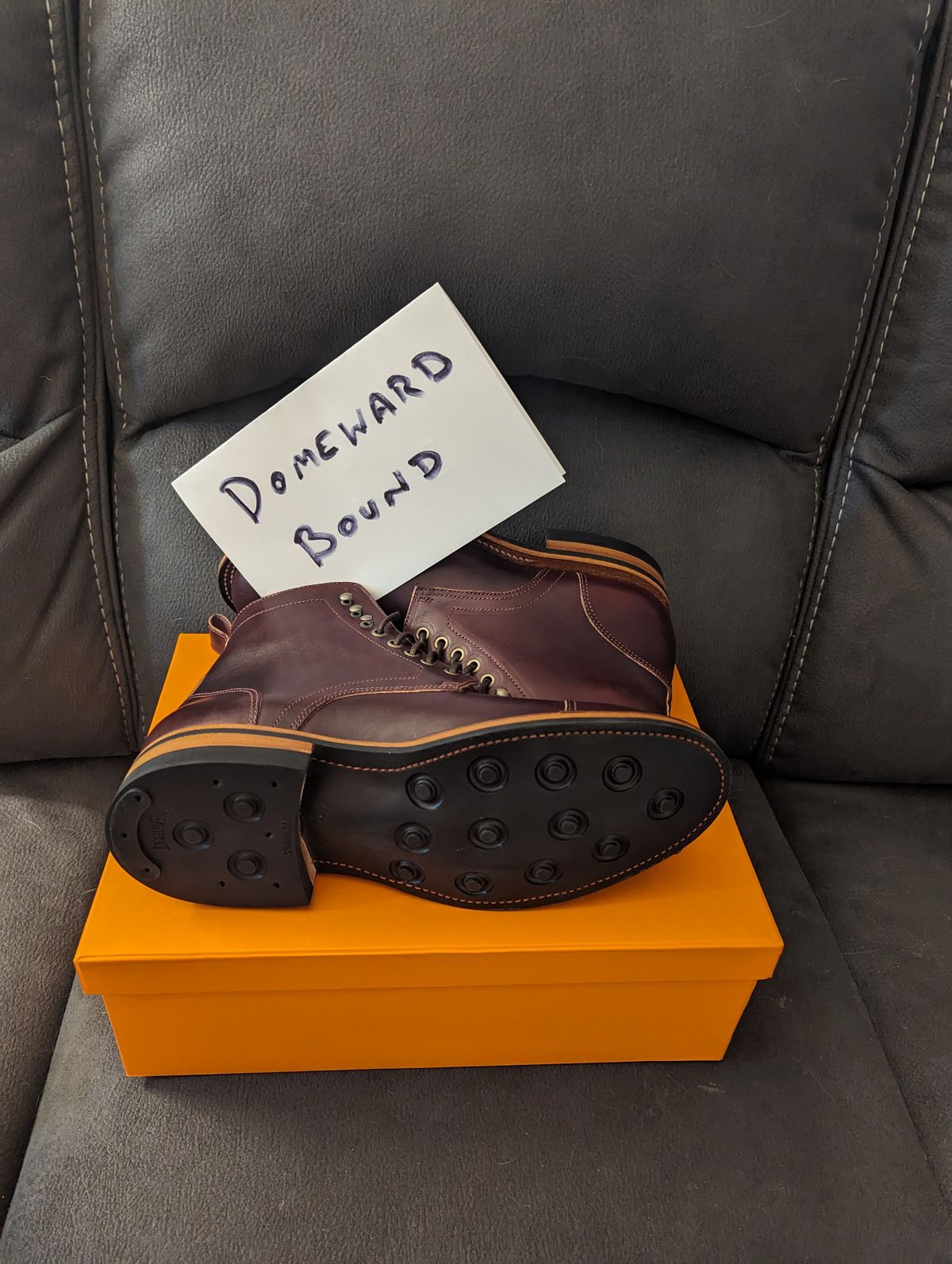 Photo by weltventurer on October 3, 2023 of the Bordon Tukano Boots in Wickett & Craig Burgundy Oiled Latigo.