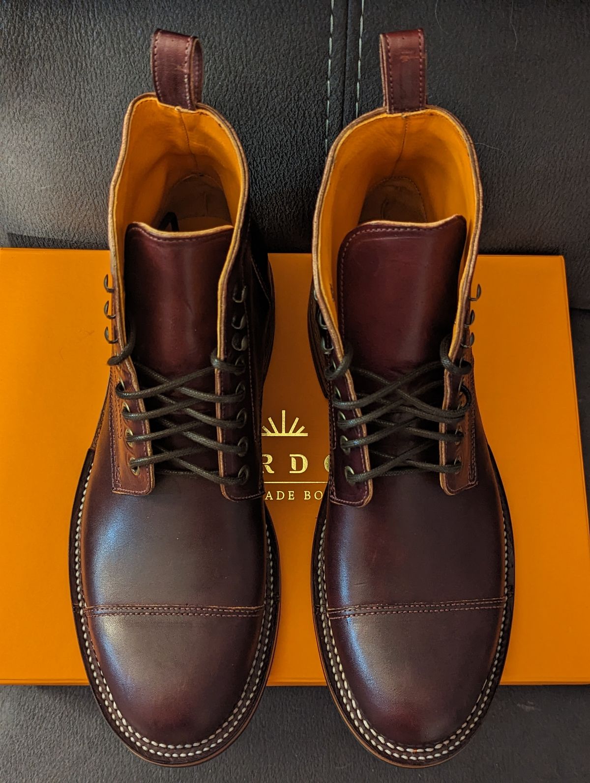 Photo by weltventurer on October 3, 2023 of the Bordon Tukano Boots in Wickett & Craig Burgundy Oiled Latigo.