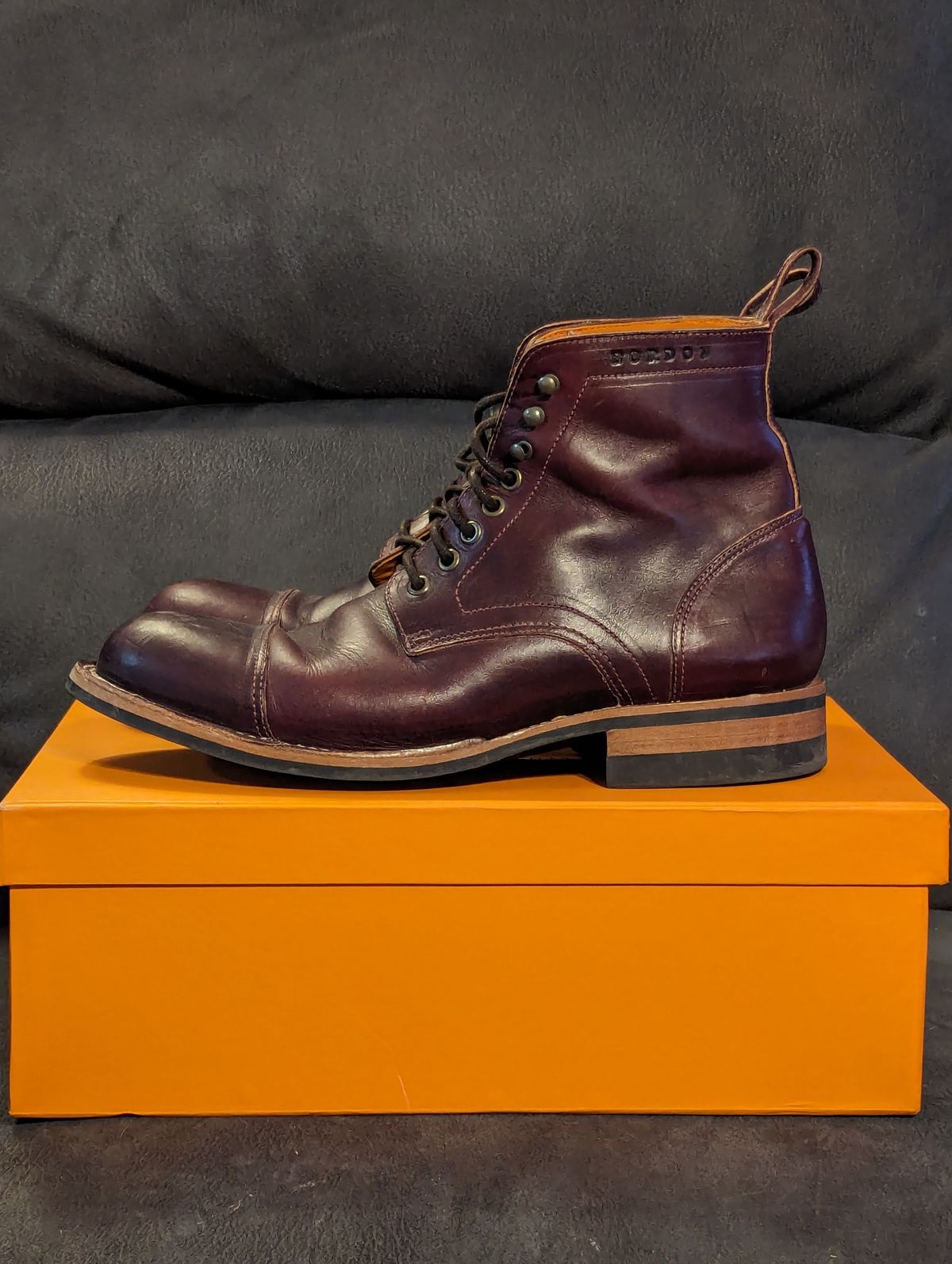 Photo by weltventurer on January 5, 2024 of the Bordon Tukano Boots in Wickett & Craig Burgundy Oiled Latigo.