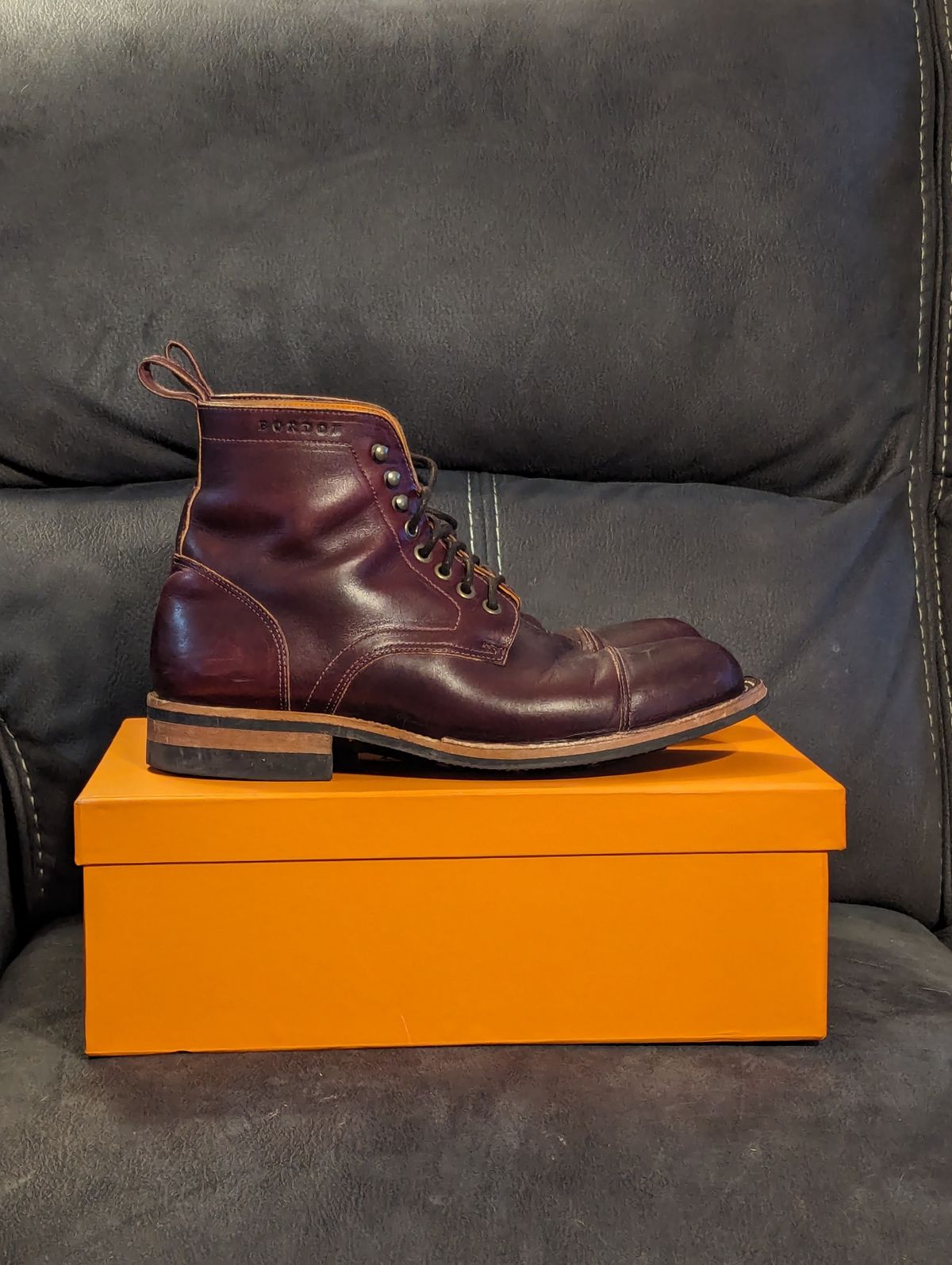 Photo by weltventurer on January 5, 2024 of the Bordon Tukano Boots in Wickett & Craig Burgundy Oiled Latigo.