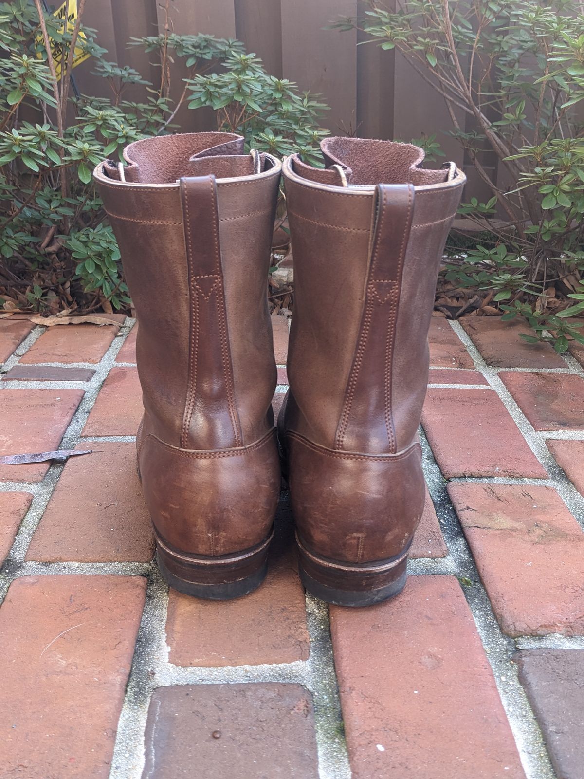 Photo by ganelo on February 5, 2024 of the Rolling Dub Trio Griffin 8.5" Plain Toe Boots in Unknown Material.