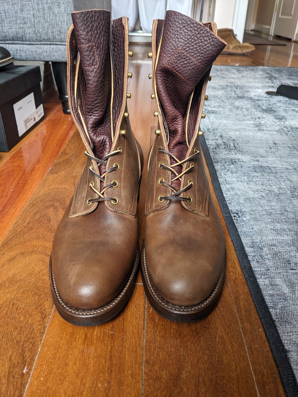 Photo by ganelo on October 9, 2023 of the Rolling Dub Trio Griffin 8.5" Plain Toe Boots in Unknown Material.