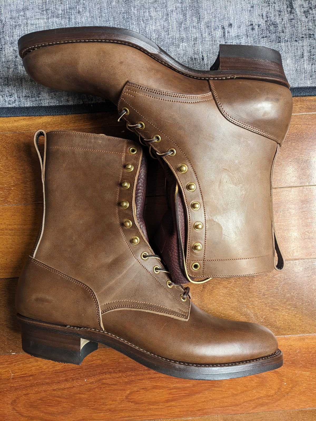 Photo by ganelo on October 9, 2023 of the Rolling Dub Trio Griffin 8.5" Plain Toe Boots in Unknown Material.