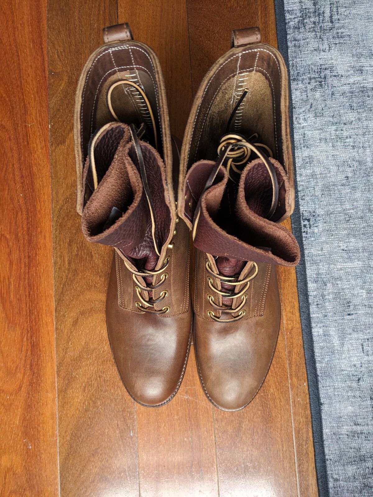 Photo by ganelo on October 9, 2023 of the Rolling Dub Trio Griffin 8.5" Plain Toe Boots in Unknown Material.