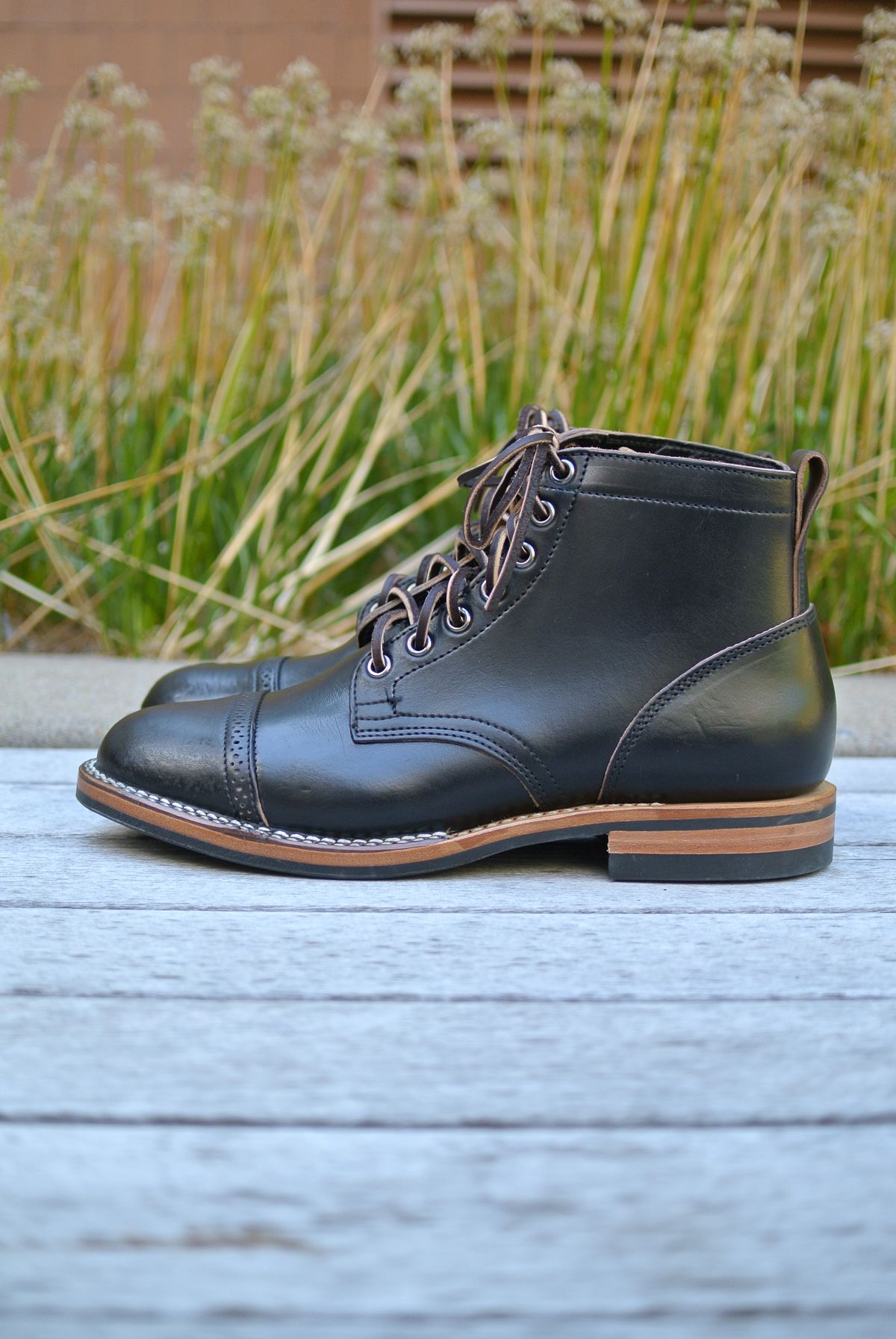 Photo by nootboot on October 1, 2022 of the Viberg Service Boot BCT in Maryam Black Teacore Horsebutt.
