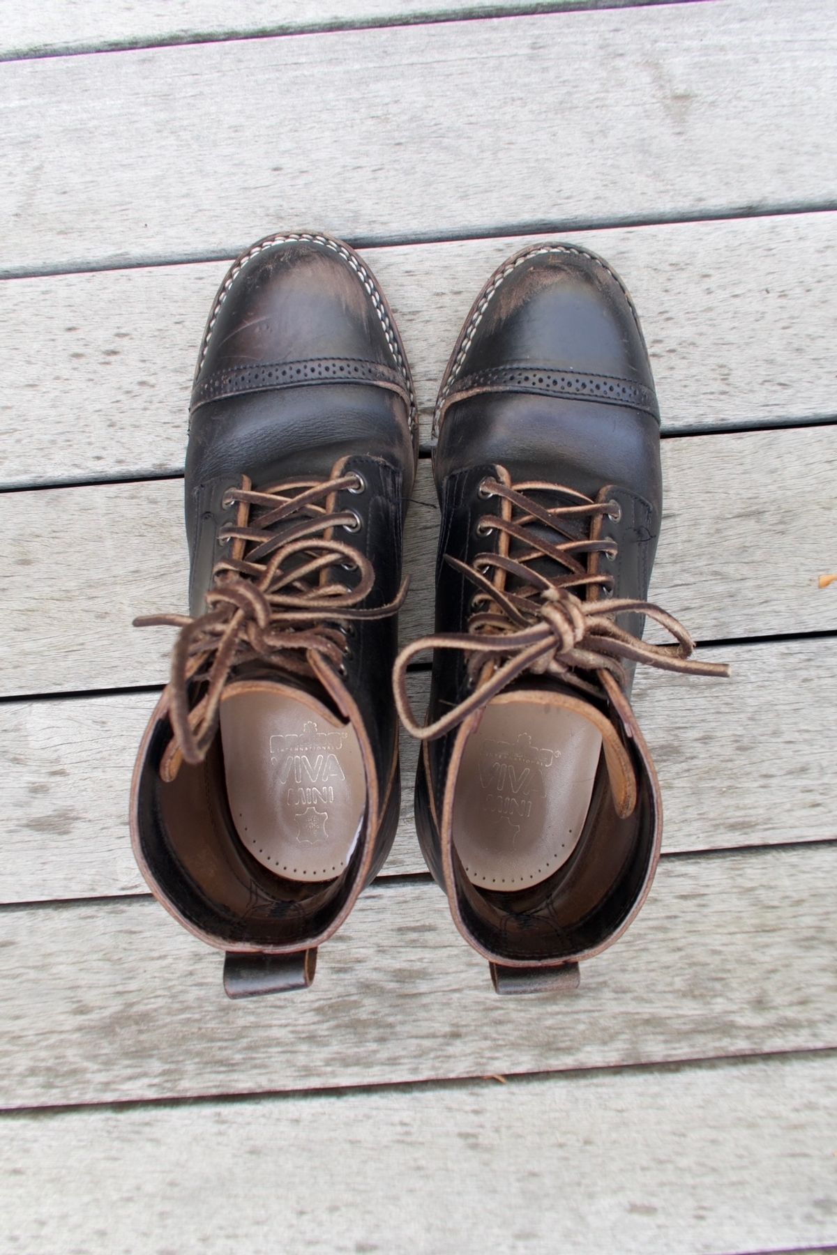 Photo by nootboot on December 4, 2022 of the Viberg Service Boot BCT in Maryam Black Teacore Horsebutt.