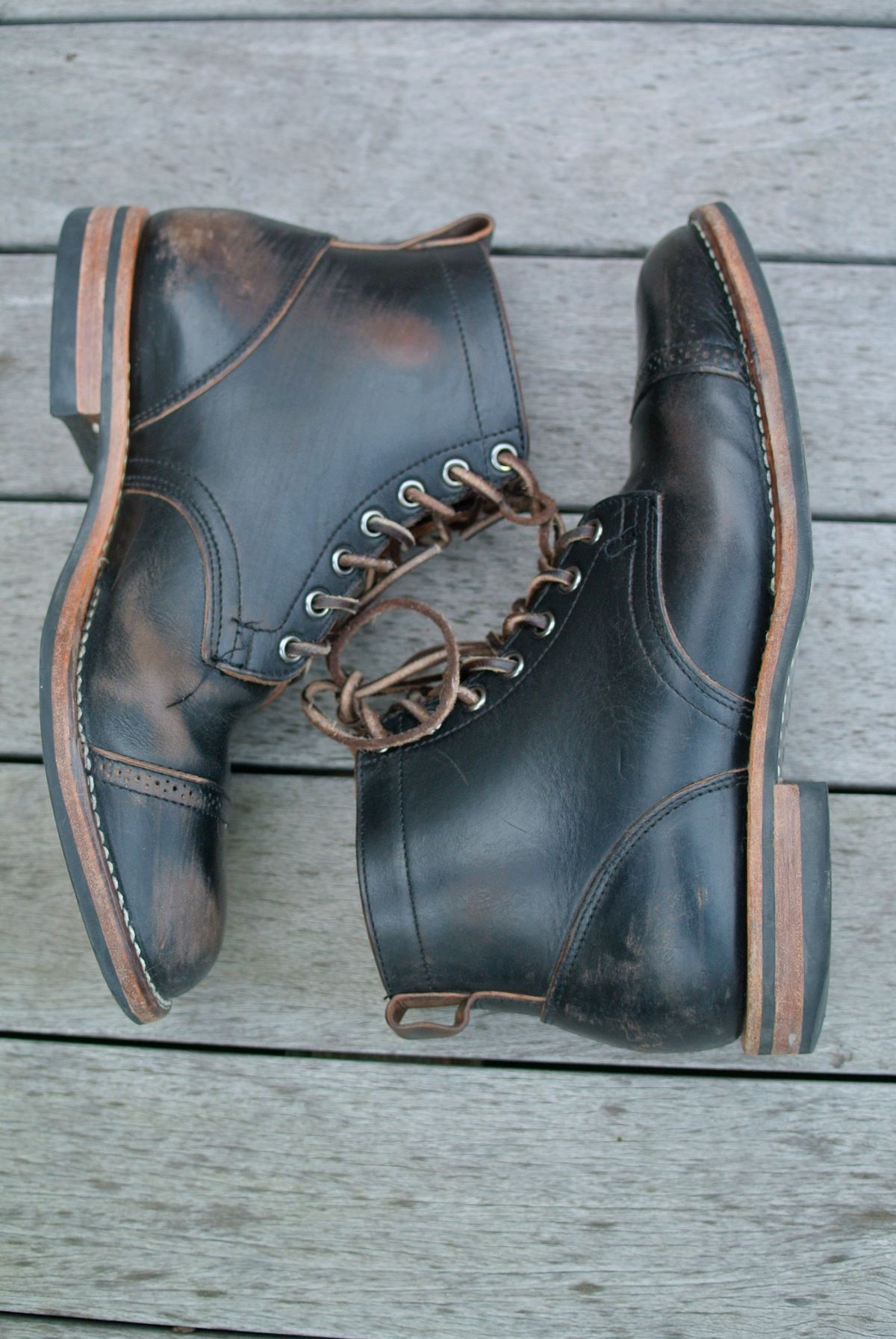 Photo by nootboot on February 4, 2023 of the Viberg Service Boot BCT in Maryam Black Teacore Horsebutt.
