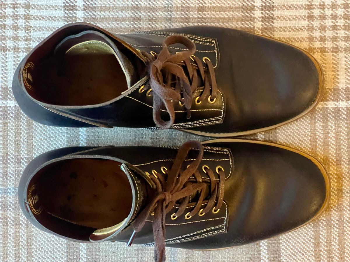 Photo by the_duke on February 3, 2024 of the Sagara Boondocker in Horween Black Waxed Flesh.