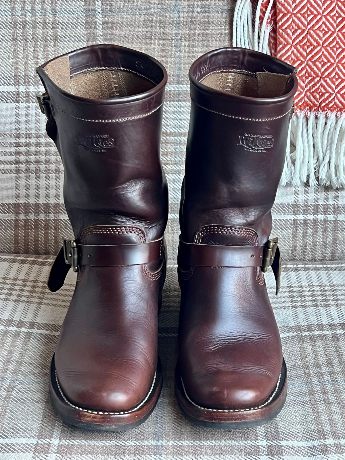 Photo by the_duke on January 3, 2025 of the Willie's Handmade Boots Engineer in Horween Brown Chromexcel.