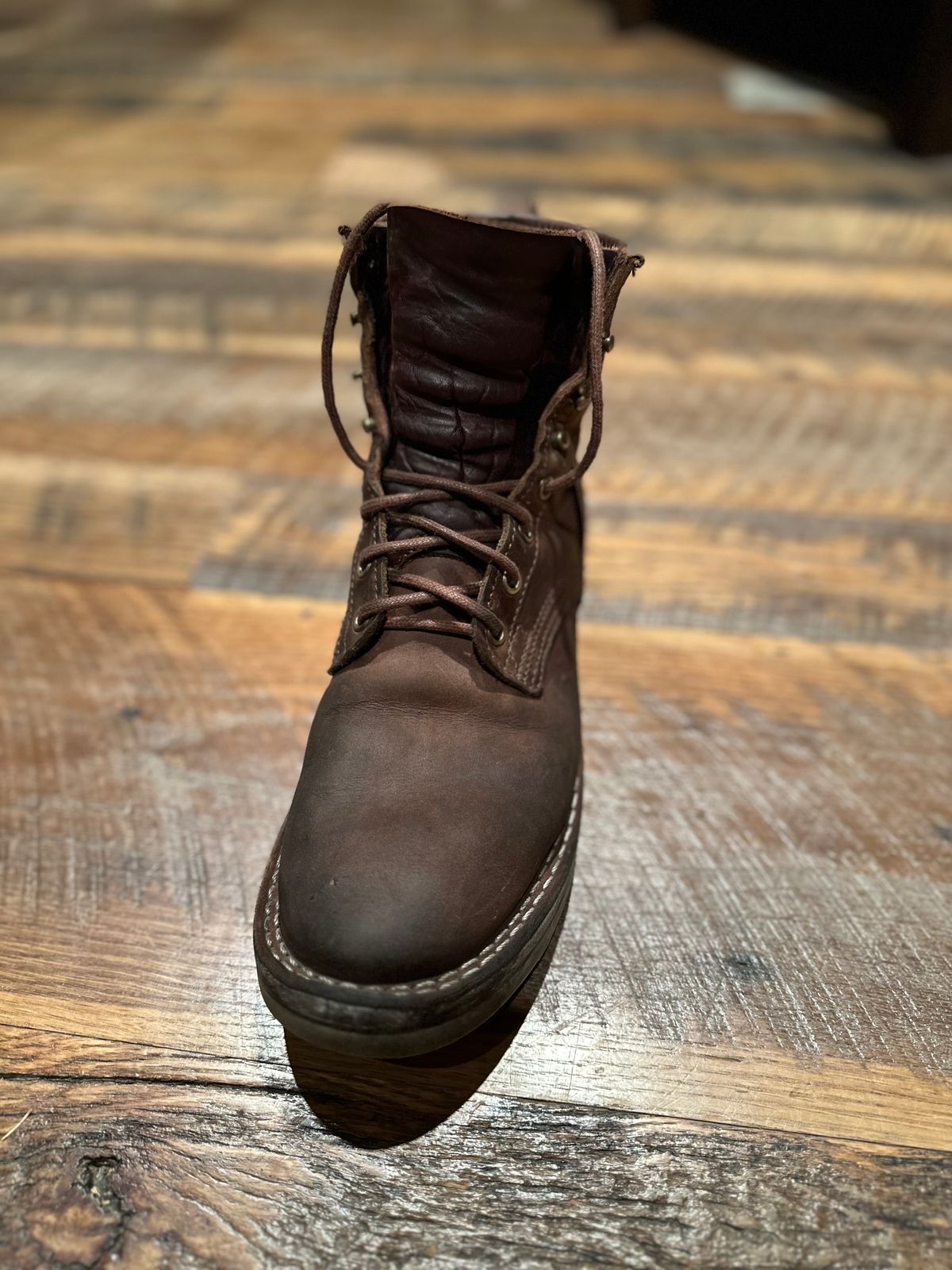 Photo by Hunter_Zenger on November 6, 2023 of the Nicks MTO in Horween Whiskey Predator.