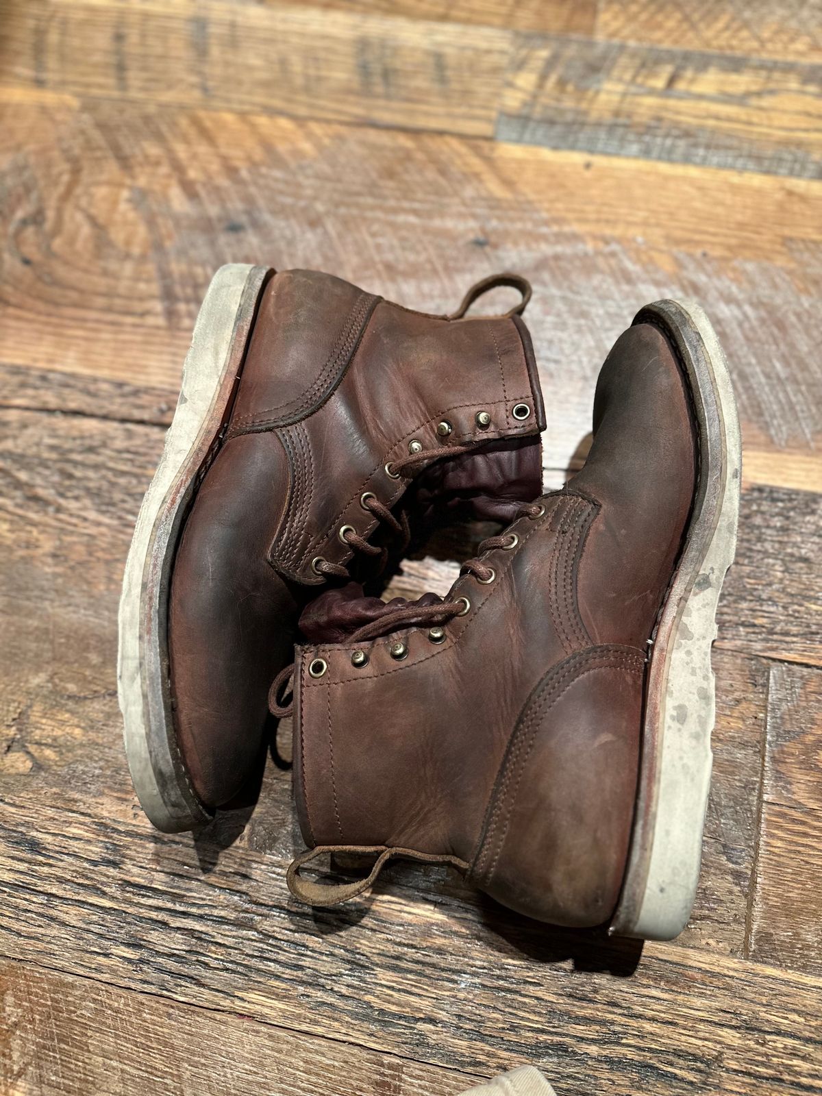 Photo by Hunter_Zenger on November 6, 2023 of the Nicks MTO in Horween Whiskey Predator.