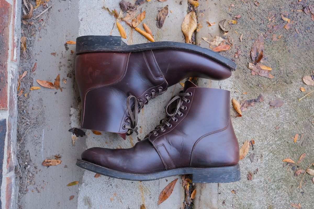Photo by danadd94 on November 2, 2023 of the Viberg x Himel Ammunition Boot in Comipel Brown Horsebutt.