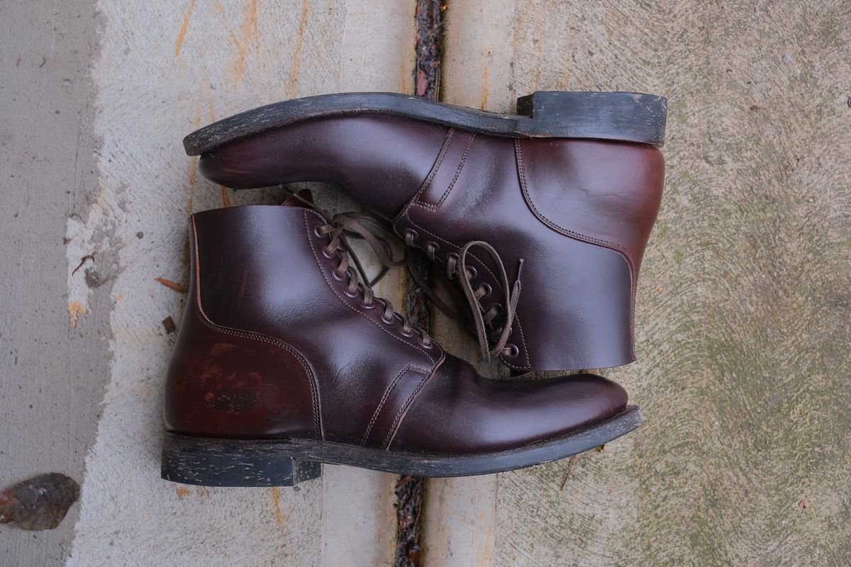 Photo by danadd94 on December 4, 2023 of the Viberg x Himel Ammunition Boot in Comipel Brown Horsebutt.