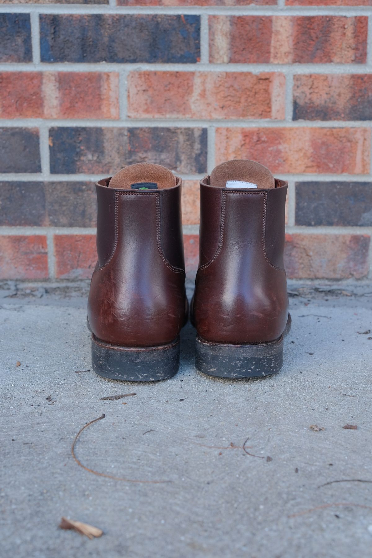 Photo by danadd94 on January 5, 2024 of the Viberg x Himel Ammunition Boot in Comipel Brown Horsebutt.