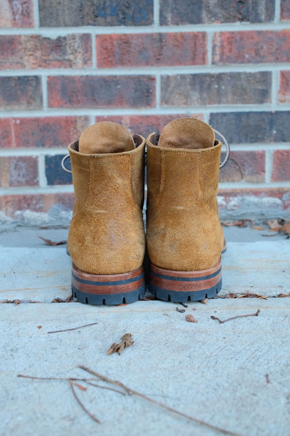 Photo by danadd94 on December 5, 2024 of the Viberg Service Boot in Horween Wheat Predator Roughout.