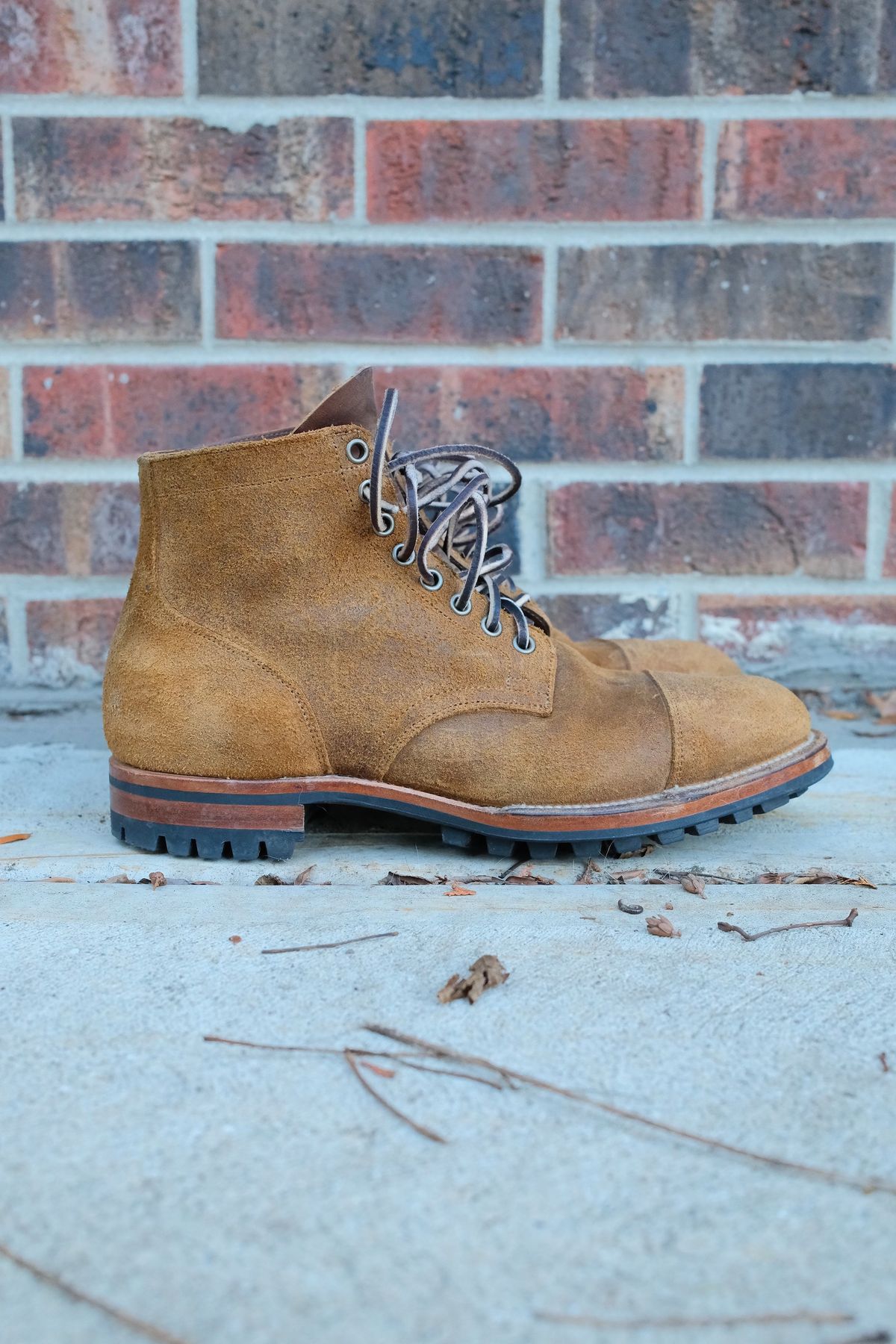 Photo by danadd94 on December 5, 2024 of the Viberg Service Boot in Horween Wheat Predator Roughout.