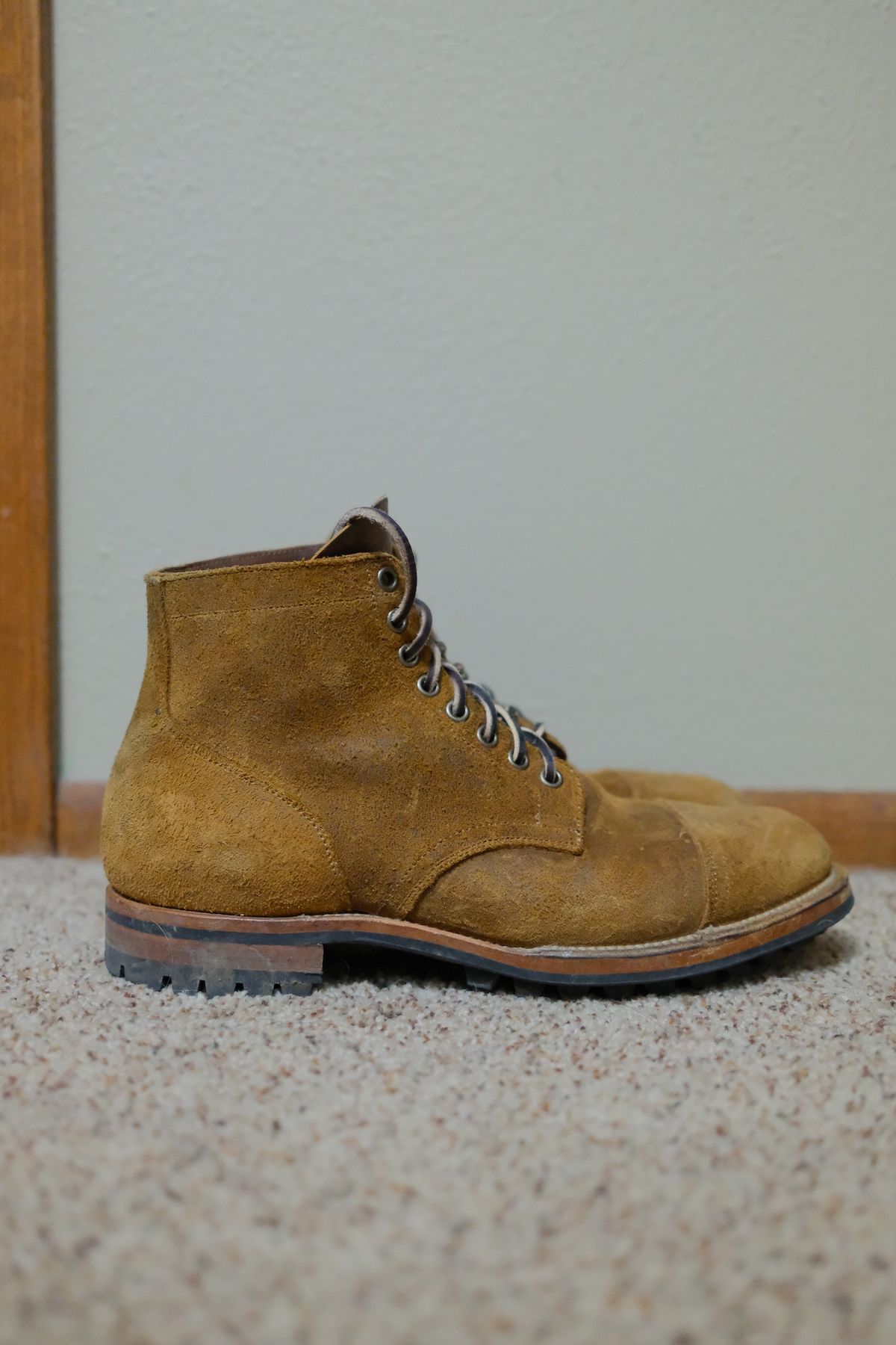 Photo by danadd94 on January 6, 2025 of the Viberg Service Boot in Horween Wheat Predator Roughout.