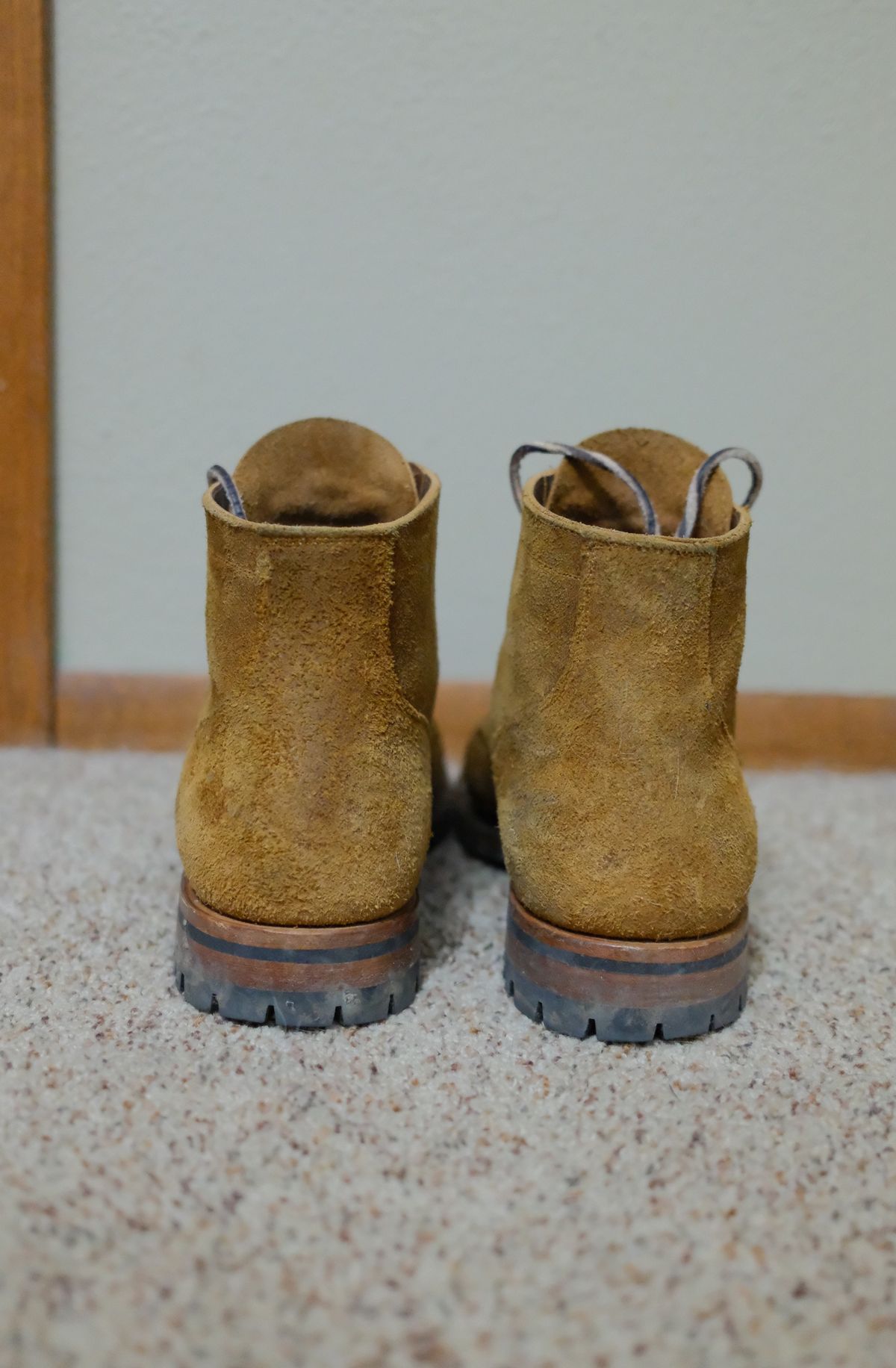 Photo by danadd94 on January 6, 2025 of the Viberg Service Boot in Horween Wheat Predator Roughout.