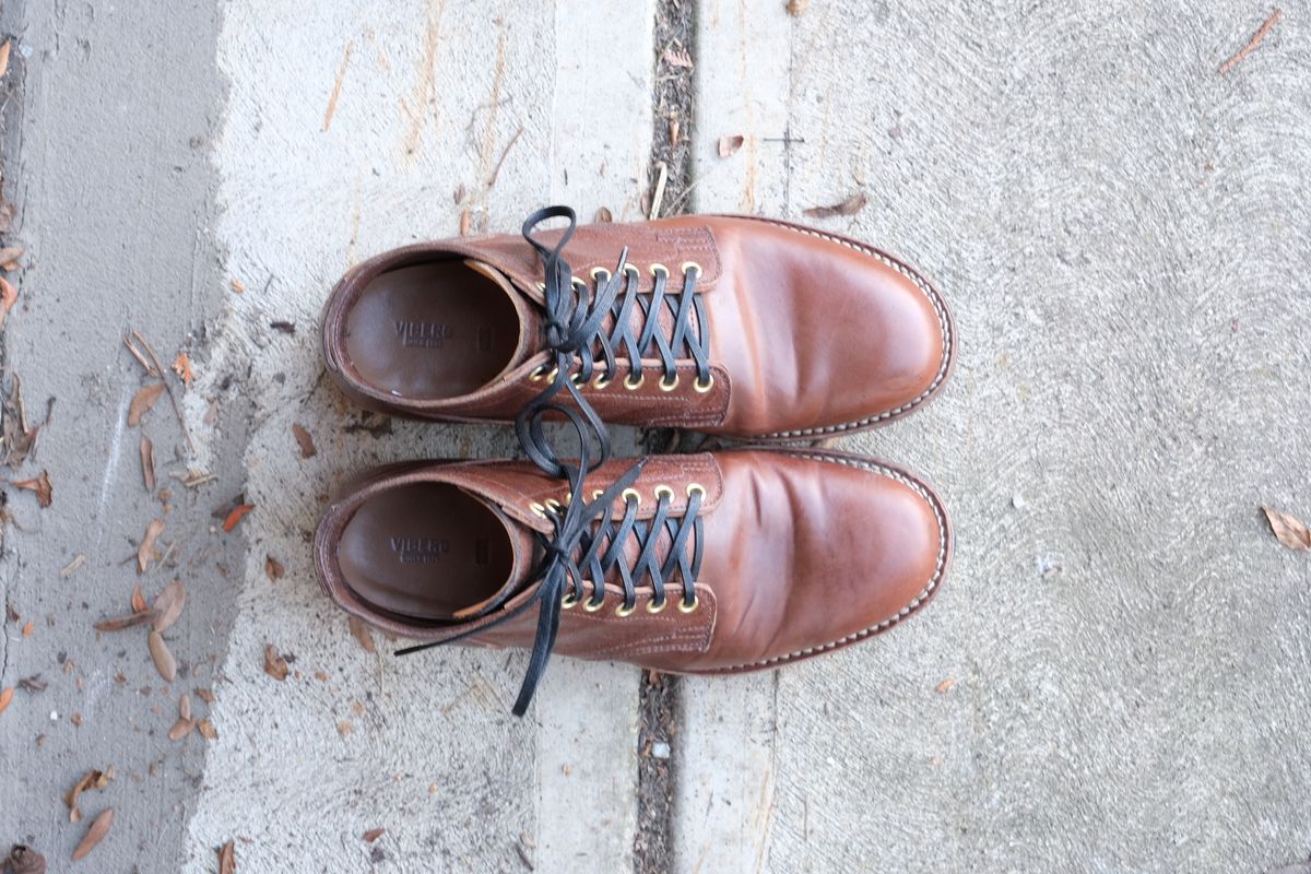 Photo by danadd94 on December 1, 2022 of the Viberg Service Boot in Horween Brown Waxed Flesh.