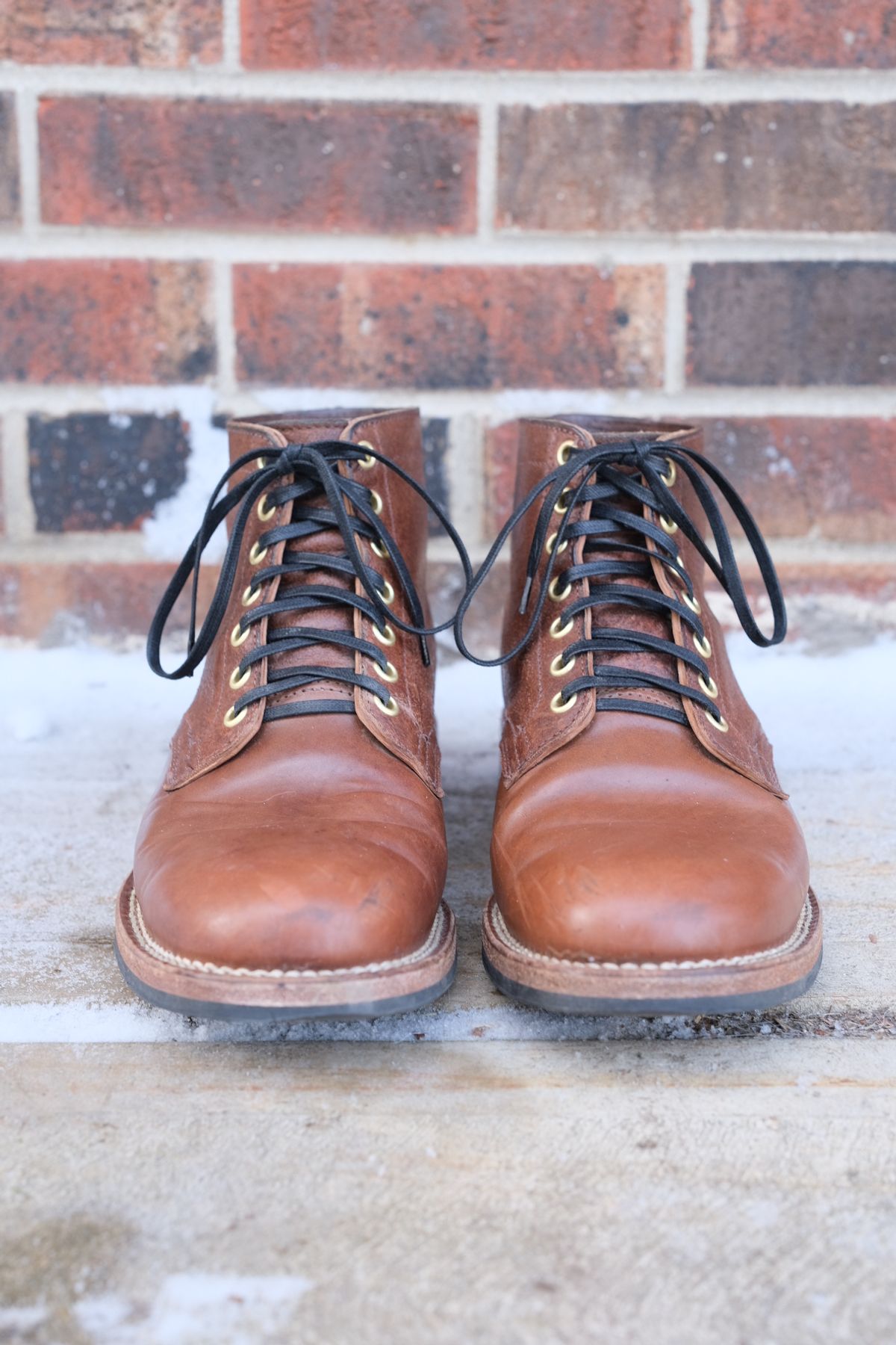 Photo by danadd94 on February 4, 2023 of the Viberg Service Boot in Horween Brown Waxed Flesh.