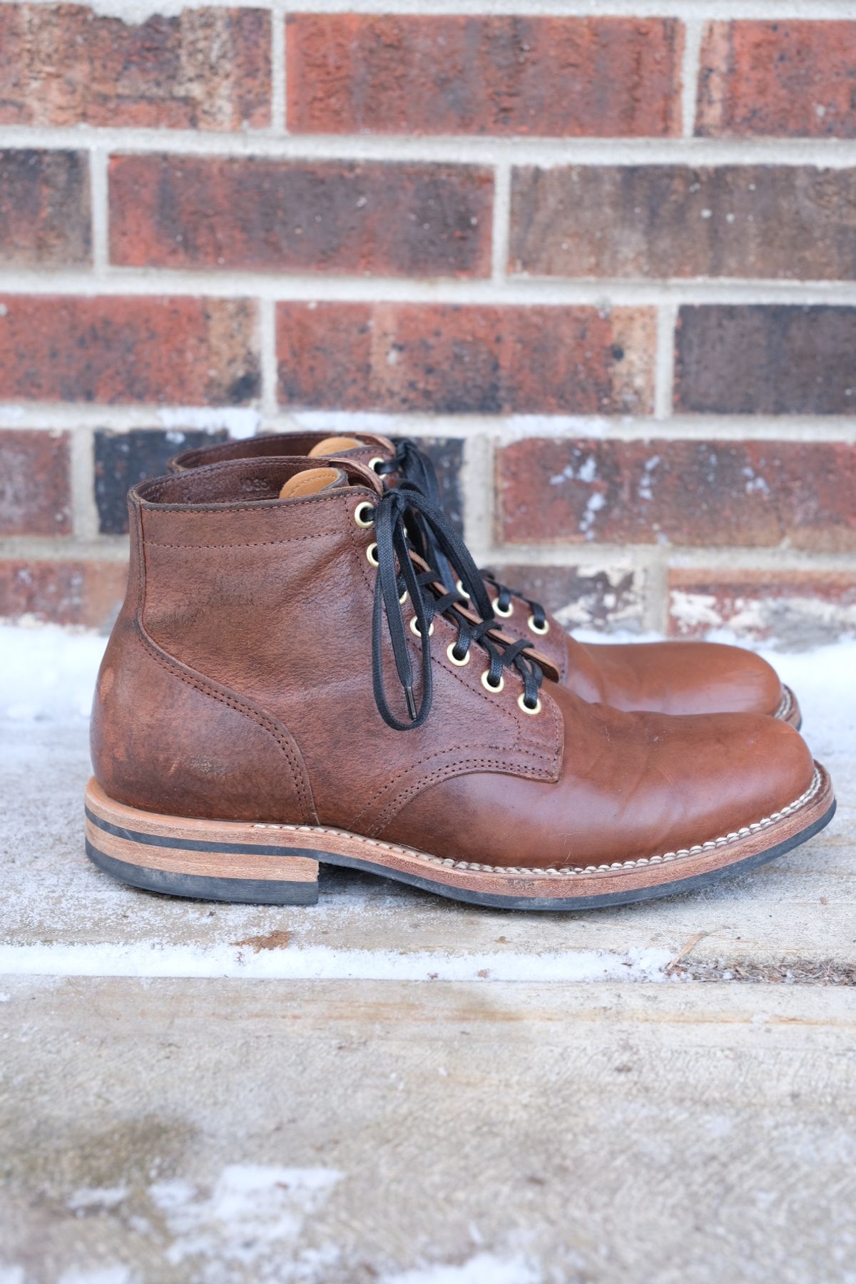 Photo by danadd94 on February 4, 2023 of the Viberg Service Boot in Horween Brown Waxed Flesh.