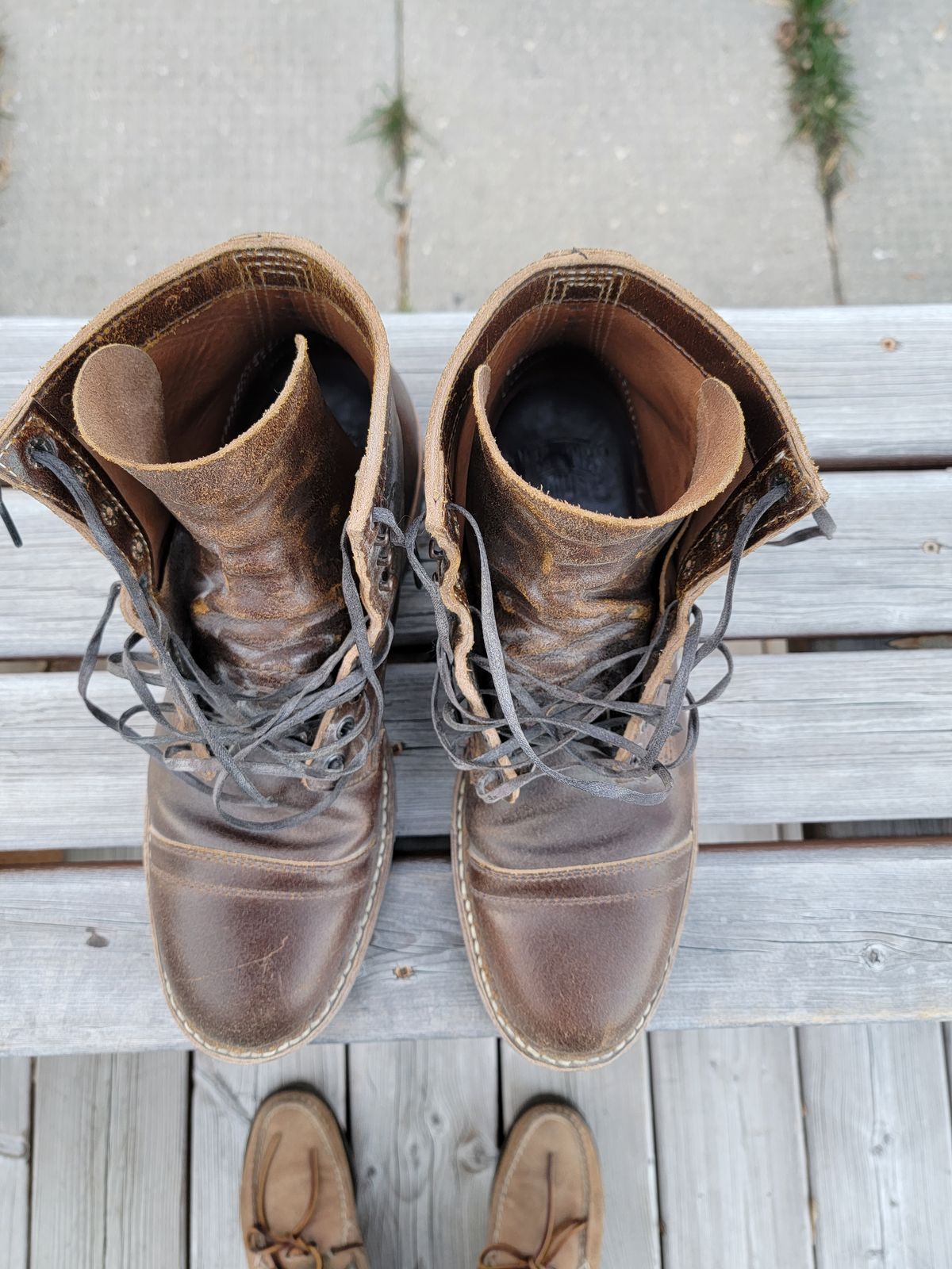 Photo by Hefe97 on November 5, 2022 of the White's MP-M1TC in Horween Cinnamon Waxed Flesh.