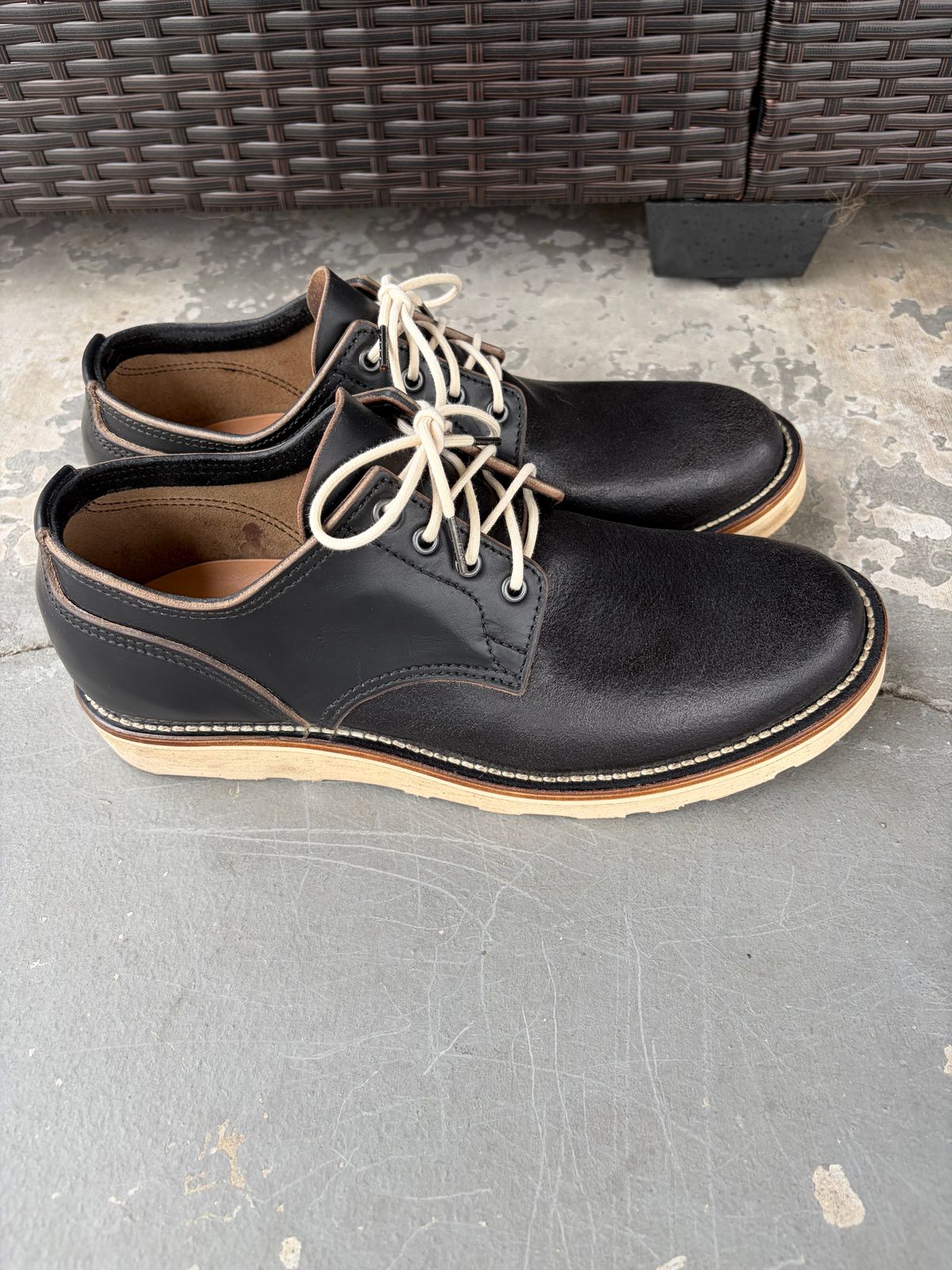 Photo by kenmar1010 on November 1, 2025 of the BHHB Stanley Street Shoe in Horween Black Waxed Flesh.