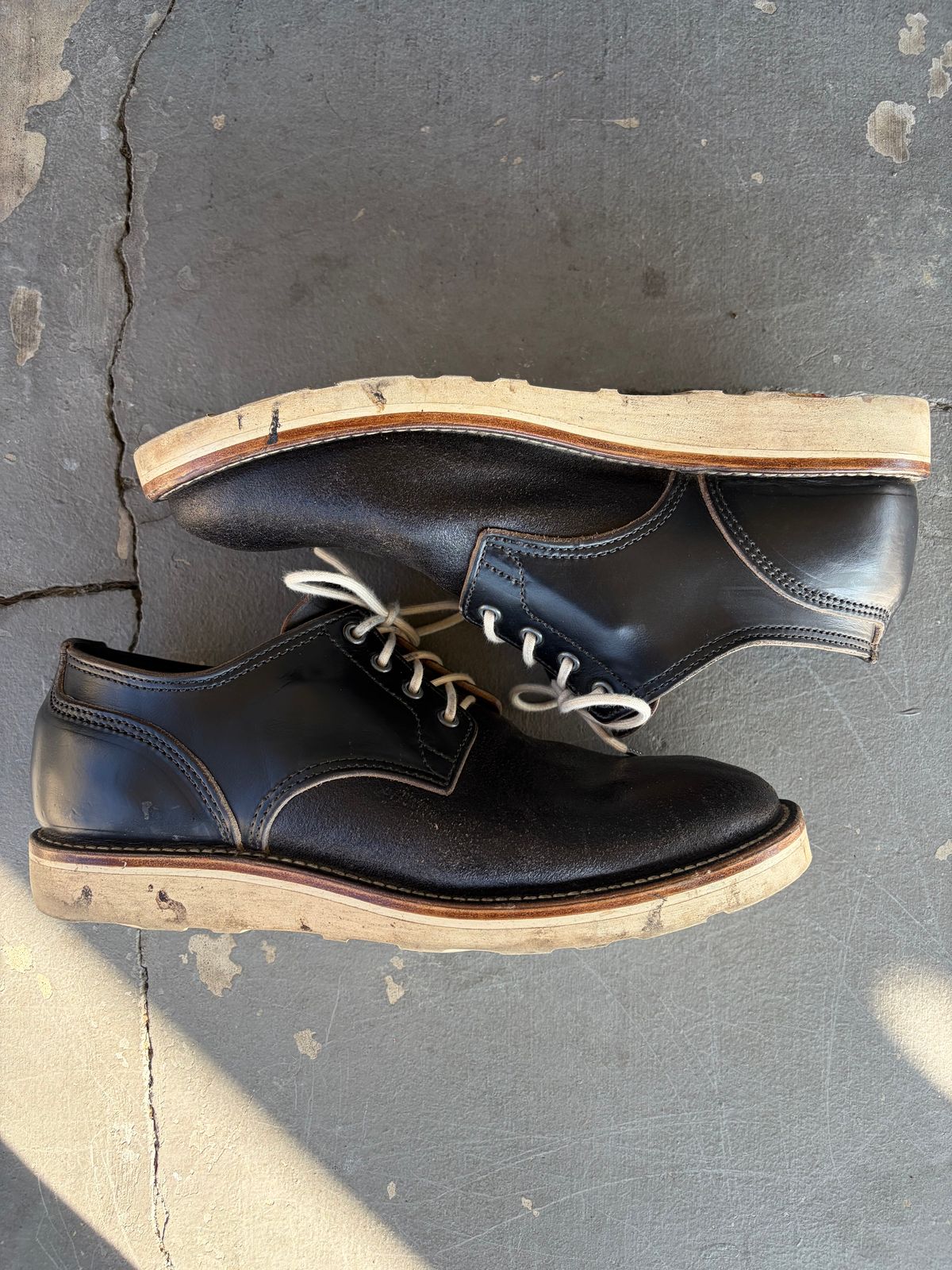 Photo by kenmar1010 on December 1, 2025 of the BHHB Stanley Street Shoe in Horween Black Waxed Flesh.