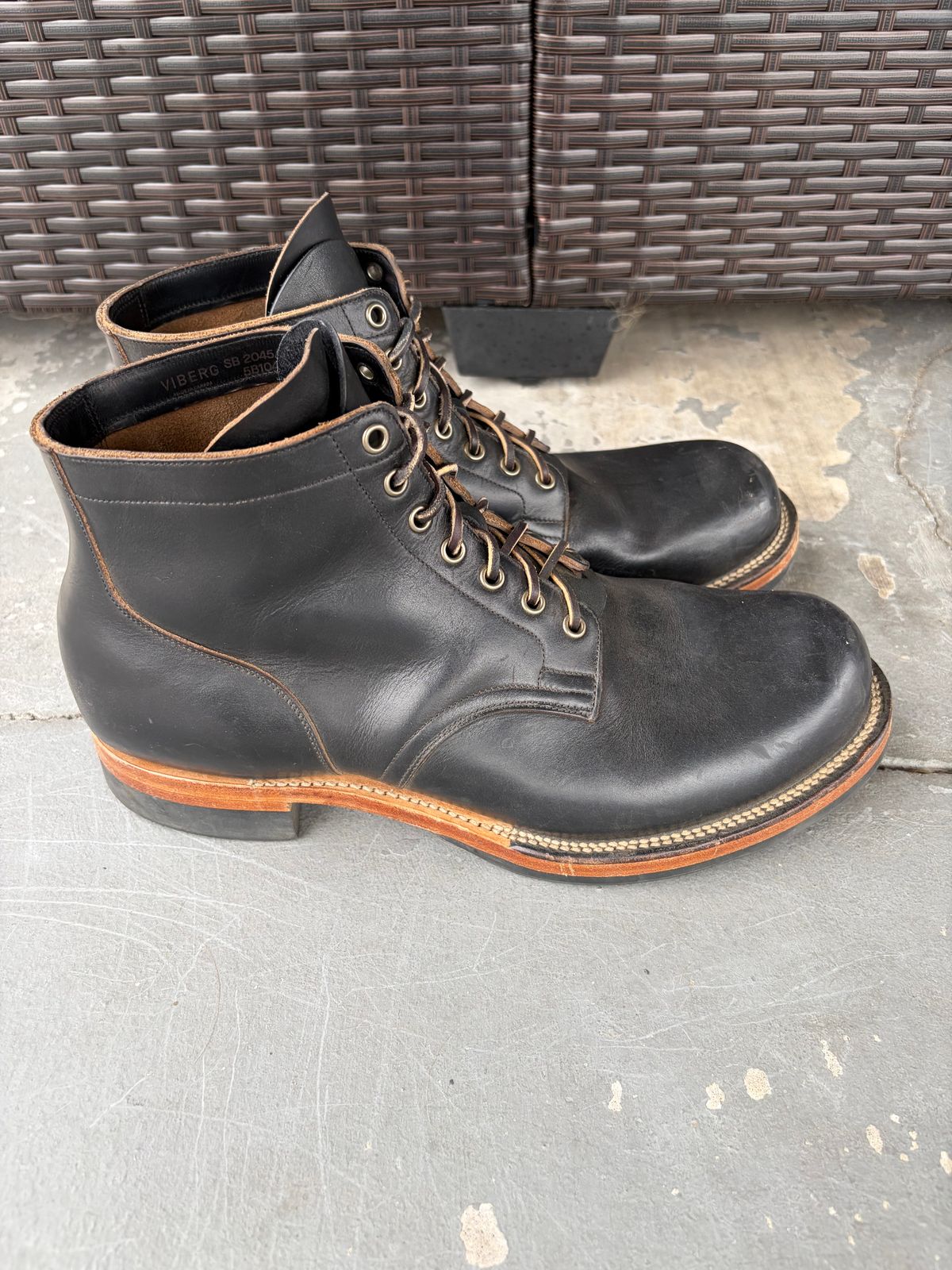 Photo by kenmar1010 on November 1, 2025 of the Viberg Service Boot in Horween Black Chromexcel.