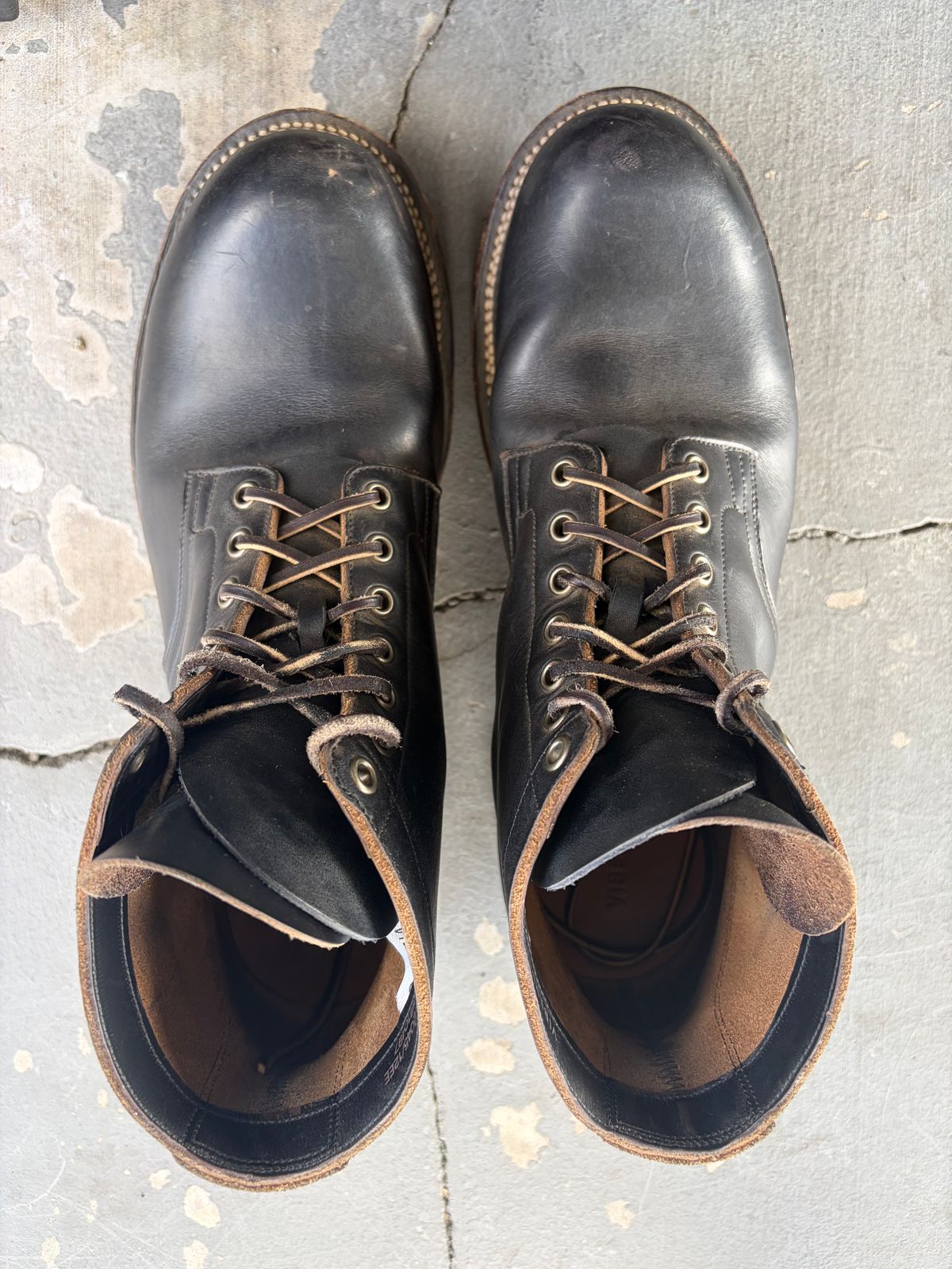 Photo by kenmar1010 on December 3, 2025 of the Viberg Service Boot in Horween Black Chromexcel.