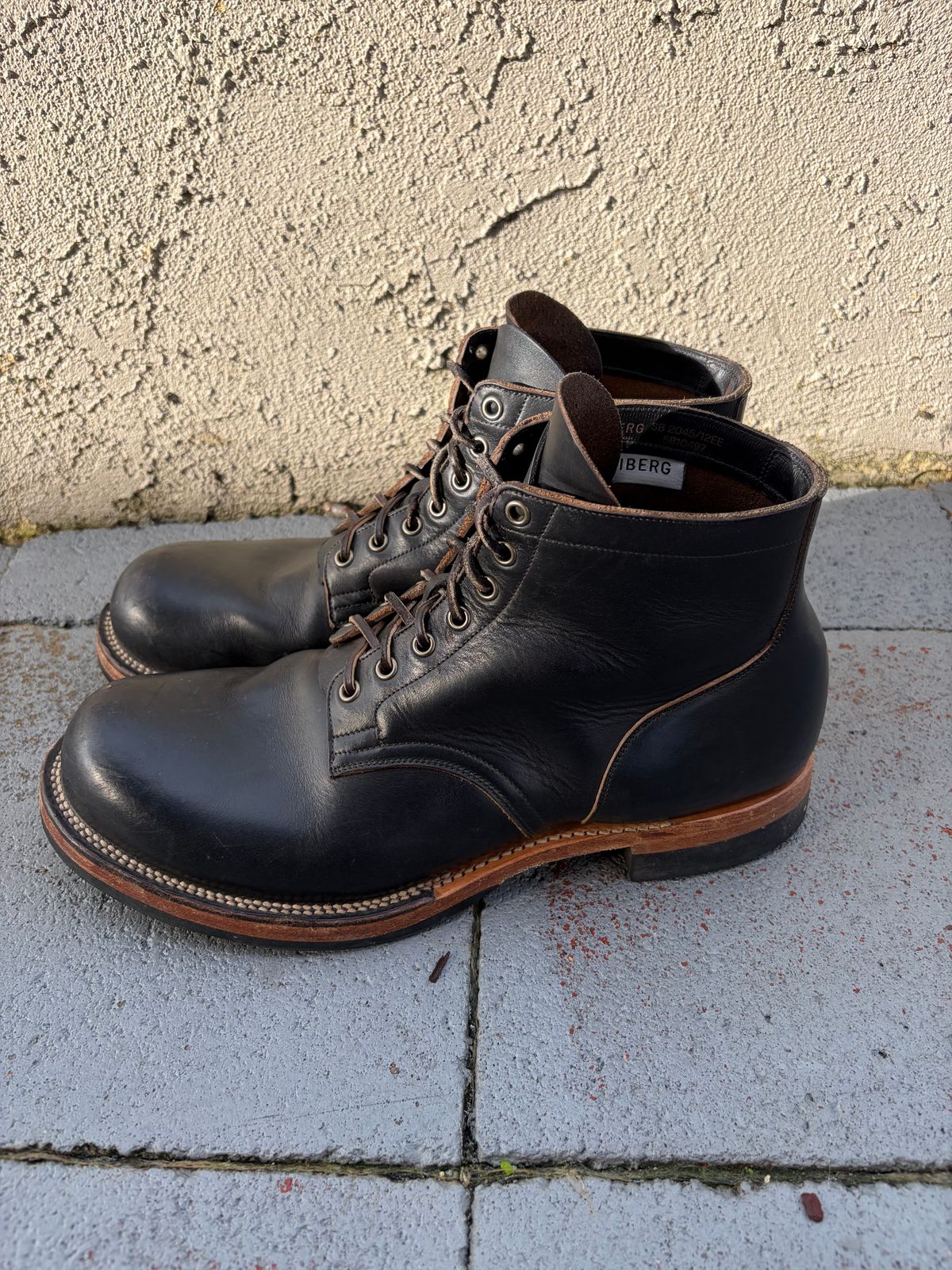 Photo by kenmar1010 on January 2, 2026 of the Viberg Service Boot in Horween Black Chromexcel.