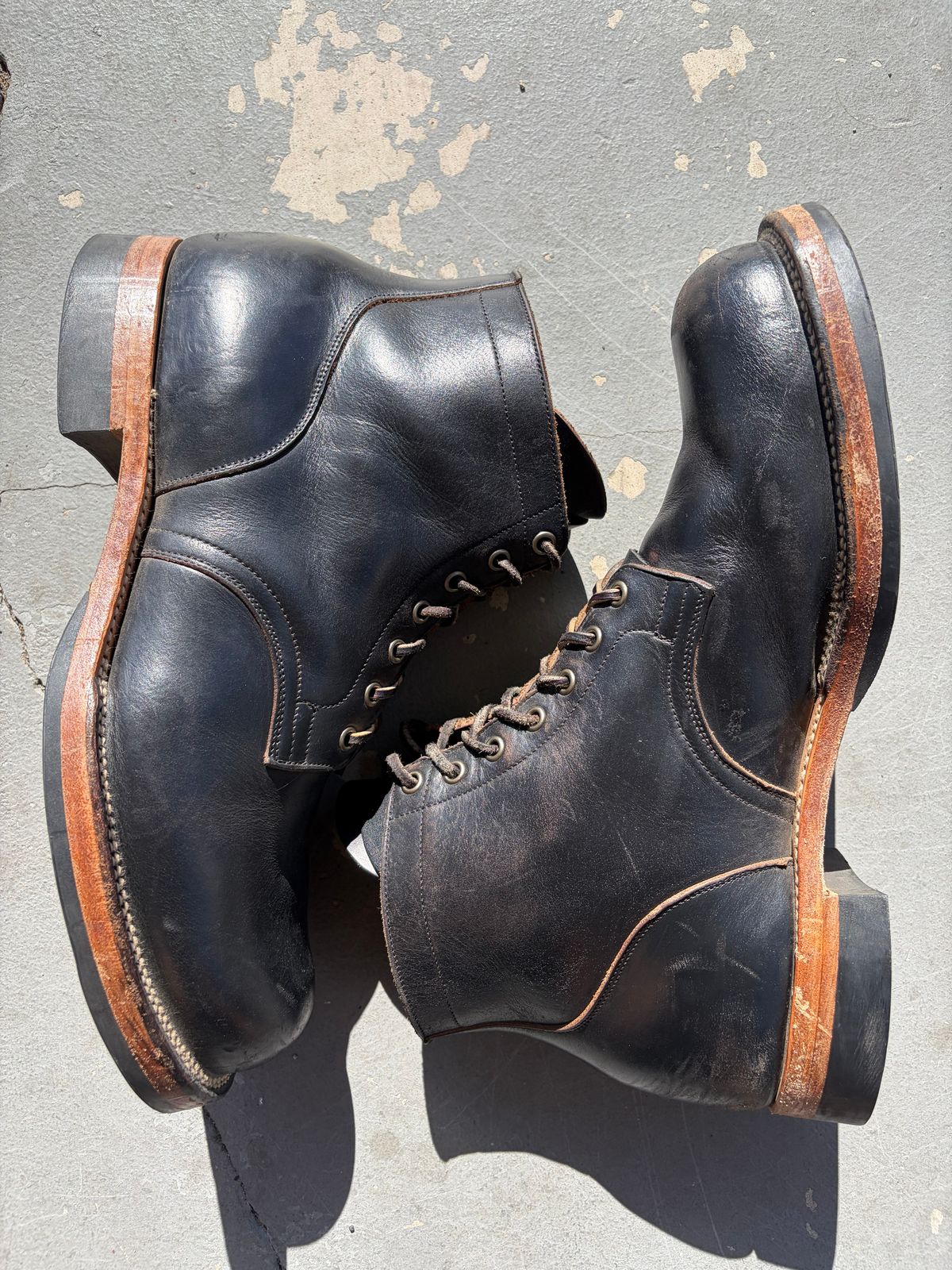 Photo by kenmar1010 on April 1, 2026 of the Viberg Service Boot in Horween Black Chromexcel.