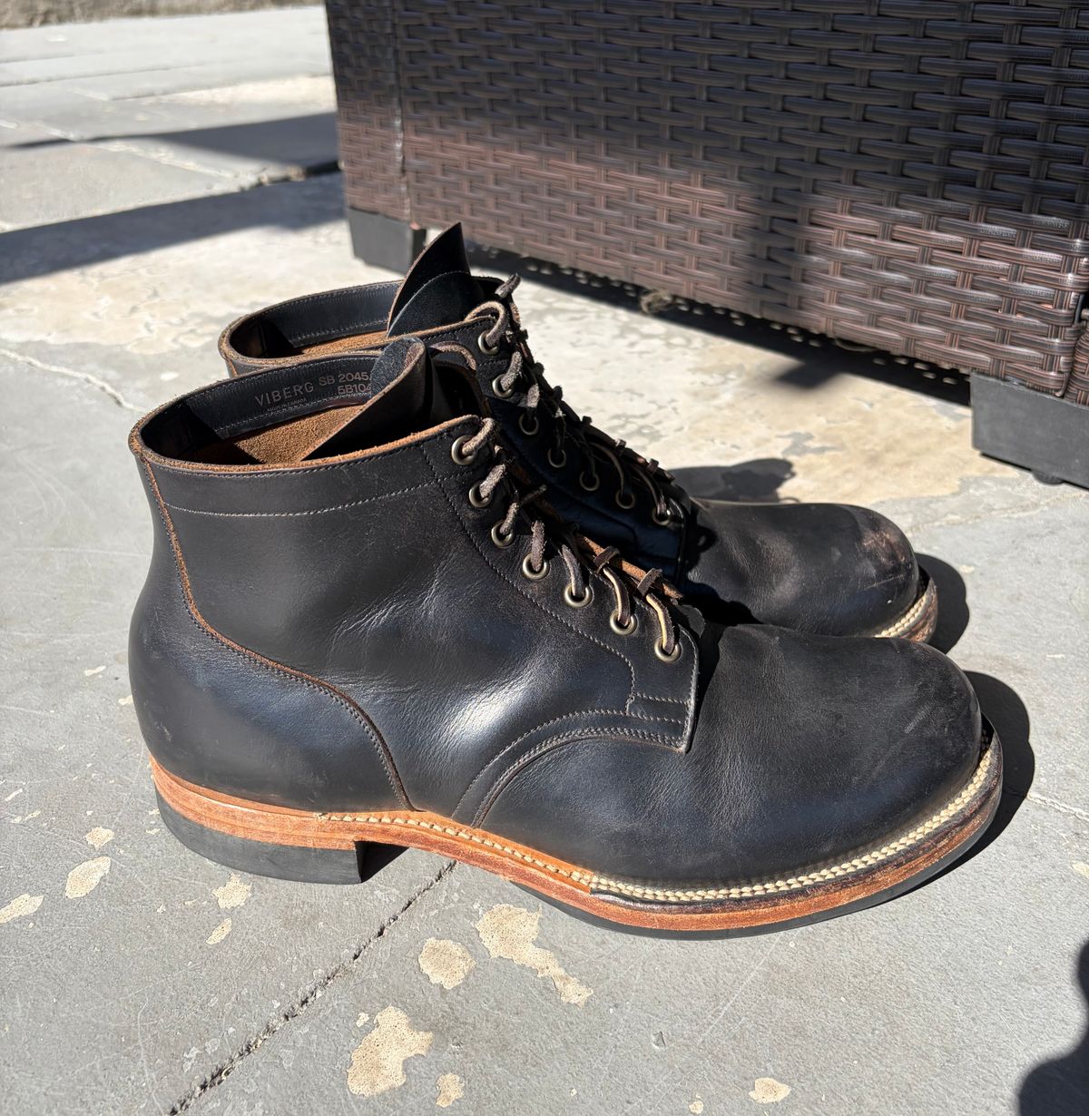 Photo by kenmar1010 on April 1, 2026 of the Viberg Service Boot in Horween Black Chromexcel.