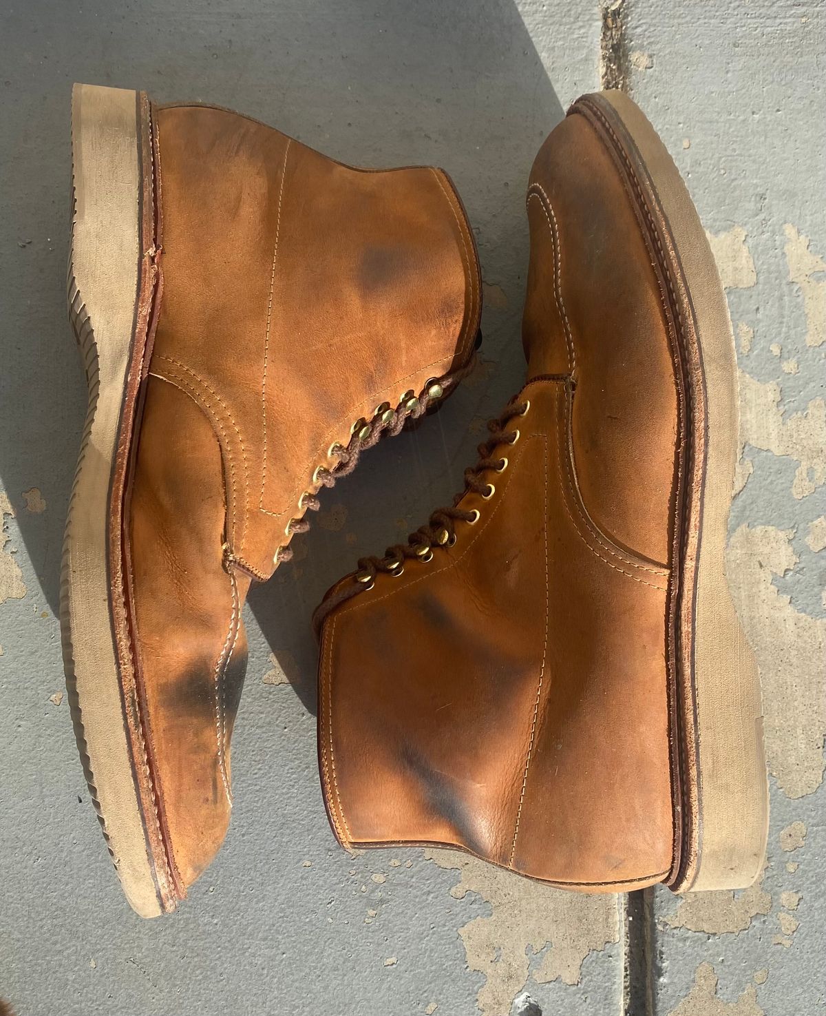 Photo by kenmar1010 on December 1, 2024 of the Alden Indy Boot in Smooth Tan Chamois.