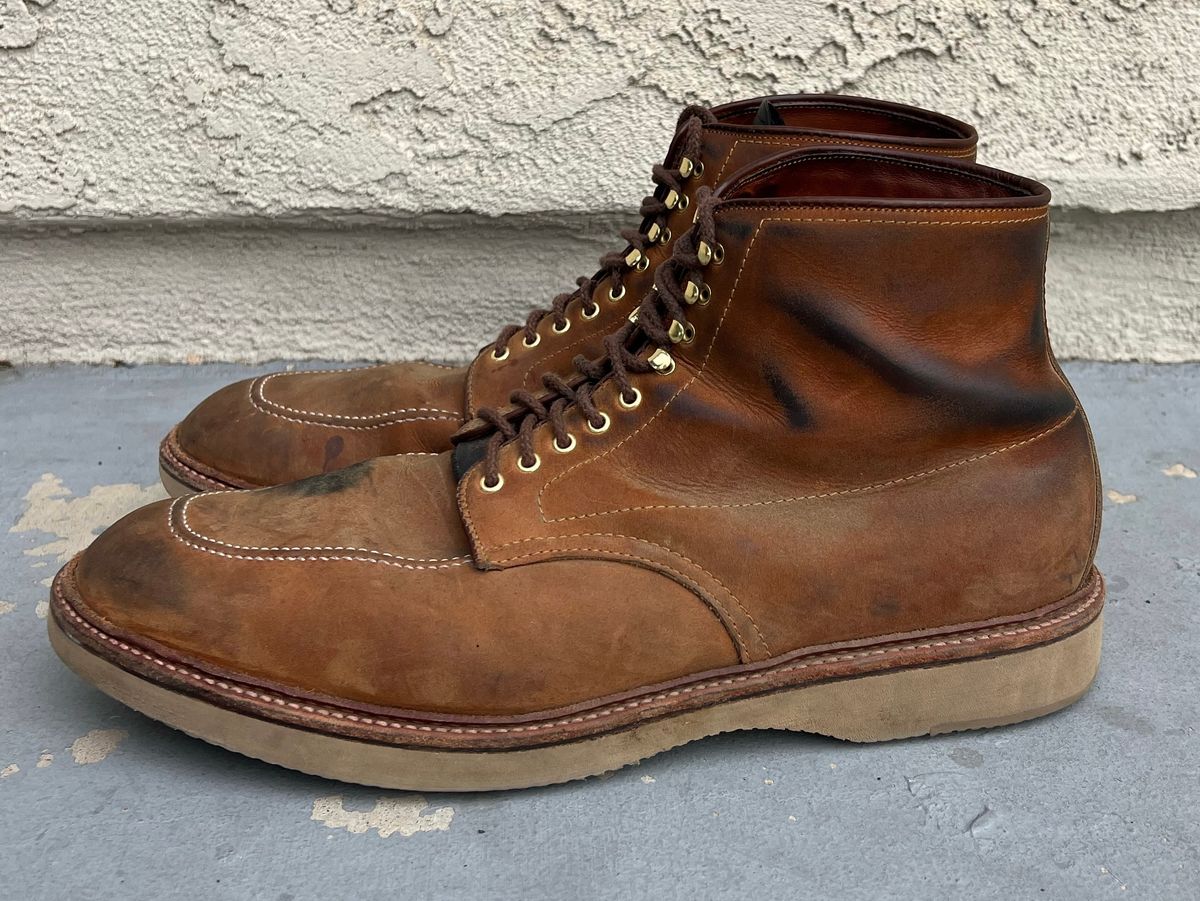 Photo by kenmar1010 on January 3, 2025 of the Alden Indy Boot in Smooth Tan Chamois.