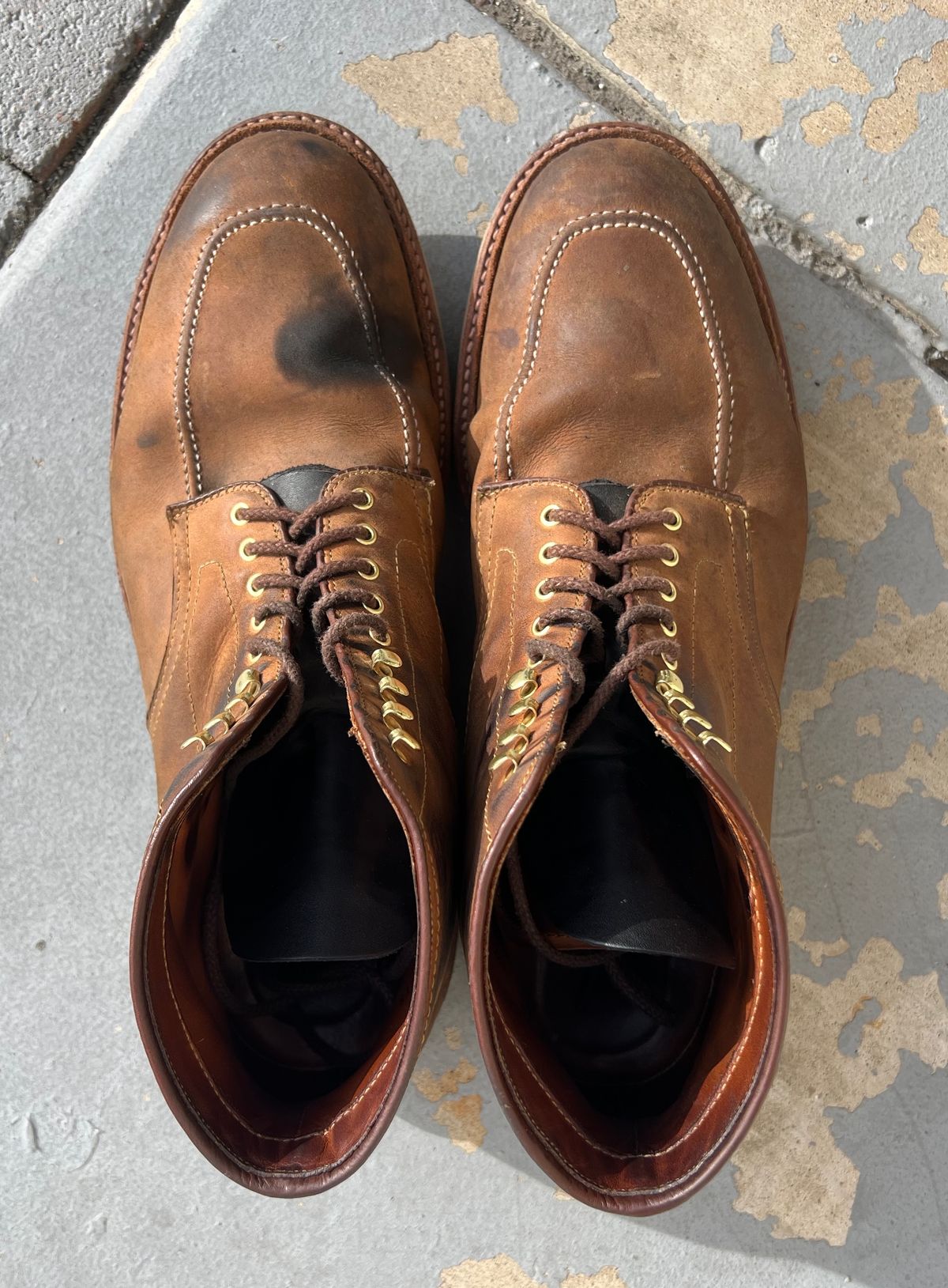 Photo by kenmar1010 on March 4, 2025 of the Alden Indy Boot in Smooth Tan Chamois.