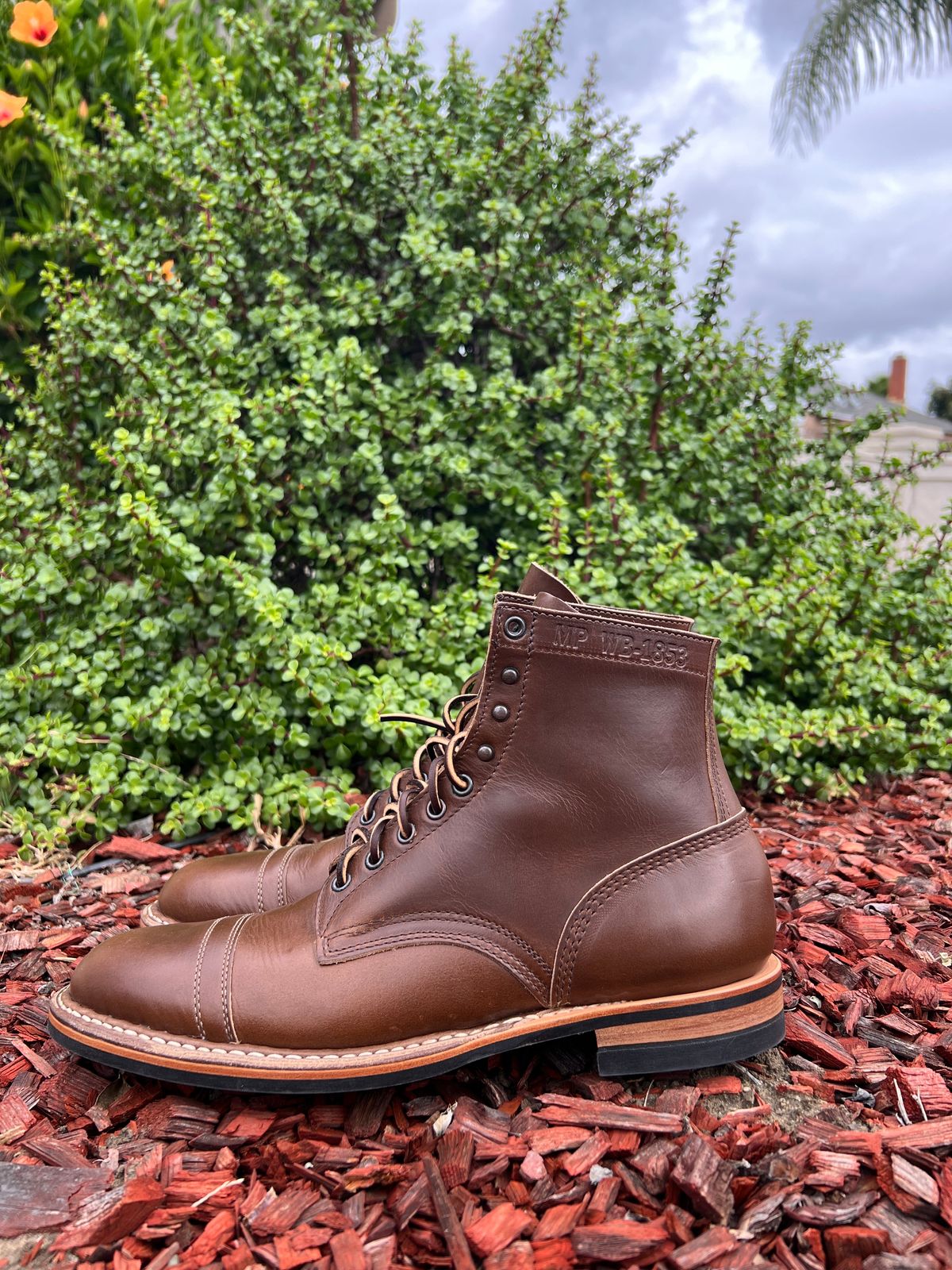 Photo by kenmar1010 on October 1, 2023 of the White's MP-Sherman Toe Cap in Horween British Tan Chromexcel.