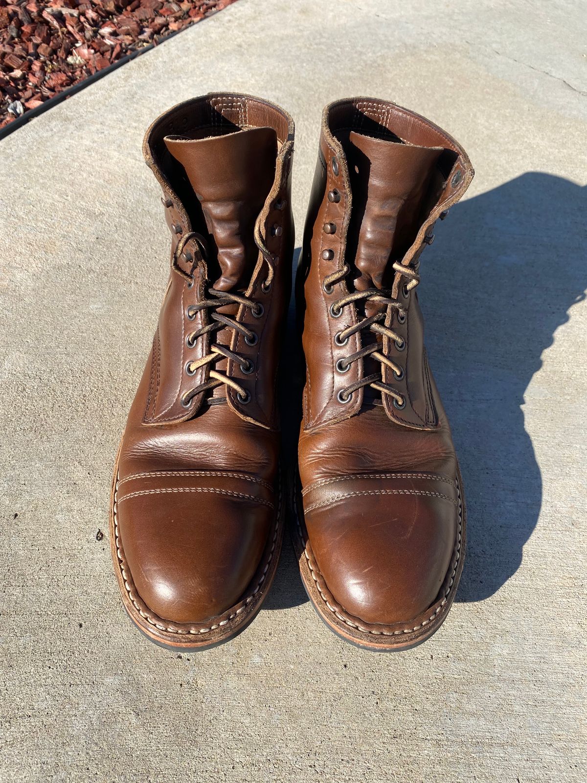 Photo by kenmar1010 on November 5, 2023 of the White's MP-Sherman Toe Cap in Horween British Tan Chromexcel.