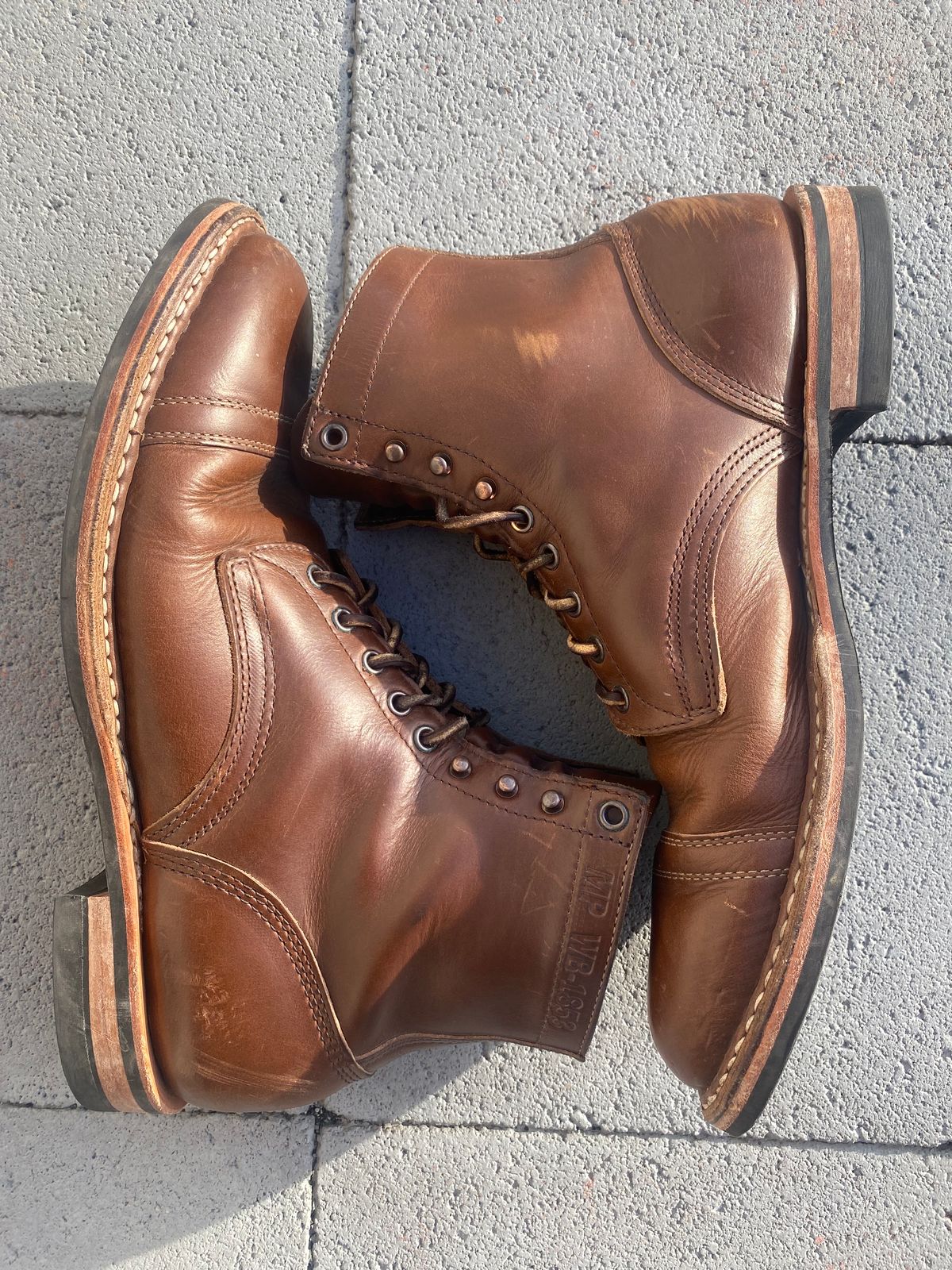 Photo by kenmar1010 on December 4, 2023 of the White's MP-Sherman Toe Cap in Horween British Tan Chromexcel.
