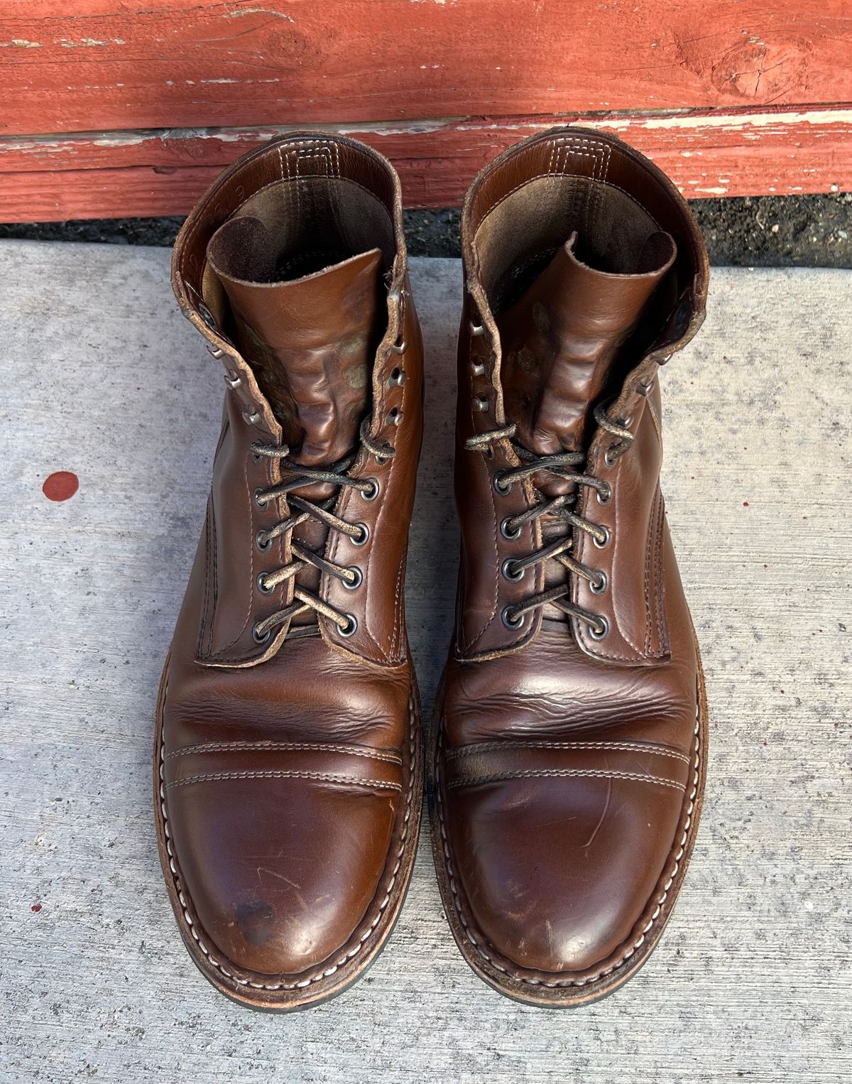 Photo by kenmar1010 on January 4, 2024 of the White's MP-Sherman Toe Cap in Horween British Tan Chromexcel.