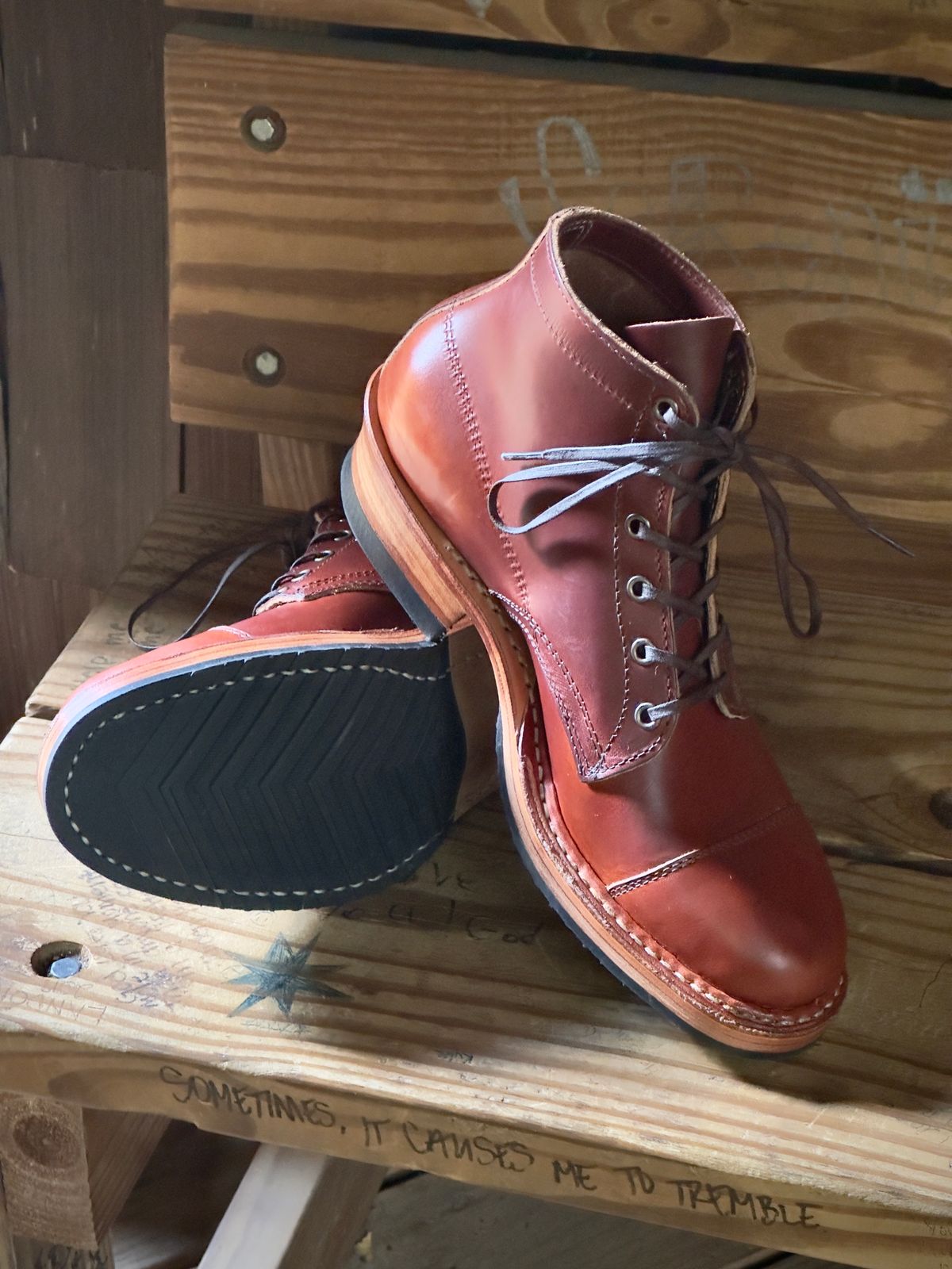 Photo by UglyJoe on September 30, 2023 of the White's Semi-Dress in Wickett & Craig Tan Oiled Latigo.