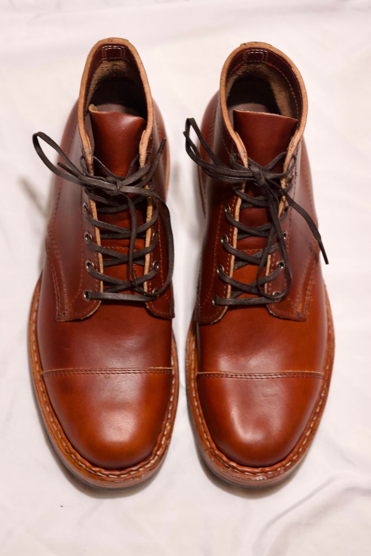 Photo by UglyJoe on October 1, 2023 of the White's Semi-Dress in Wickett & Craig Tan Oiled Latigo.