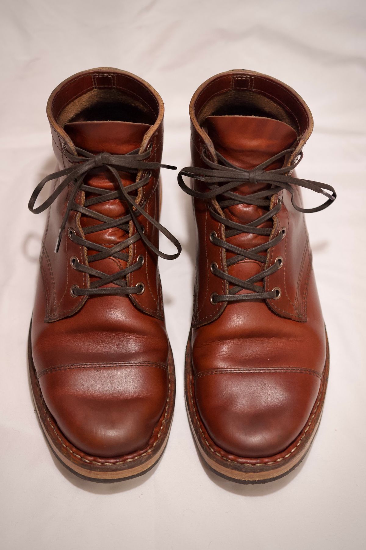 Photo by UglyJoe on November 4, 2023 of the White's Semi-Dress in Wickett & Craig Tan Oiled Latigo.