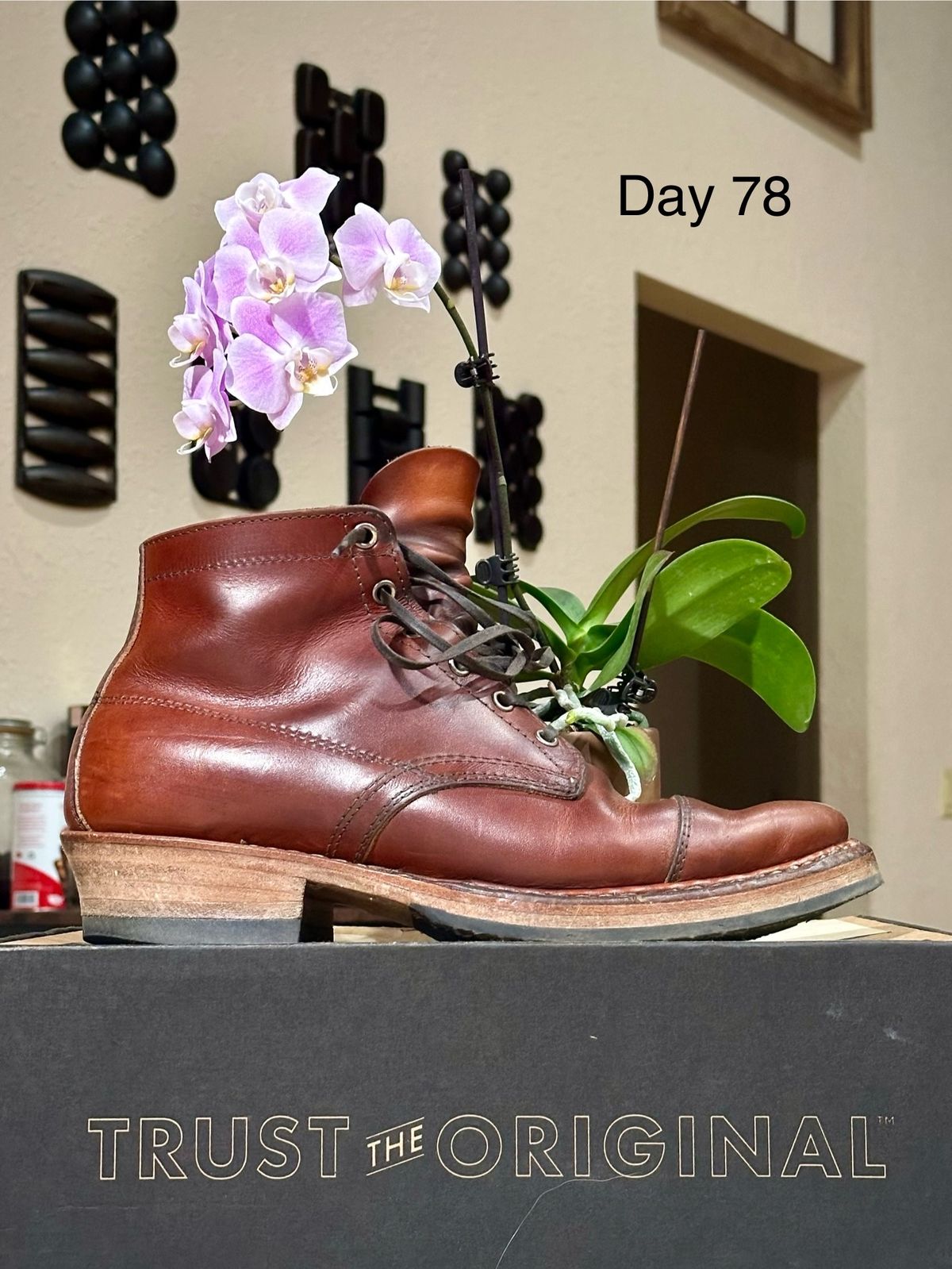 Photo by UglyJoe on January 22, 2024 of the White's Semi-Dress in Wickett & Craig Tan Oiled Latigo.