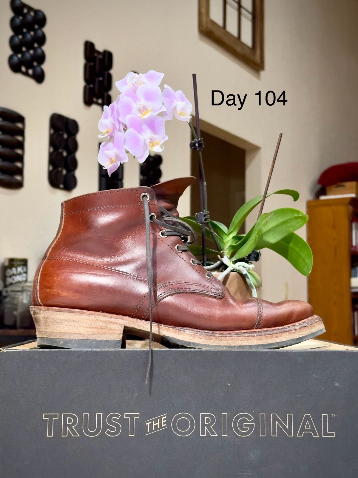 Photo by UglyJoe on February 26, 2024 of the White's Semi-Dress in Wickett & Craig Tan Oiled Latigo.
