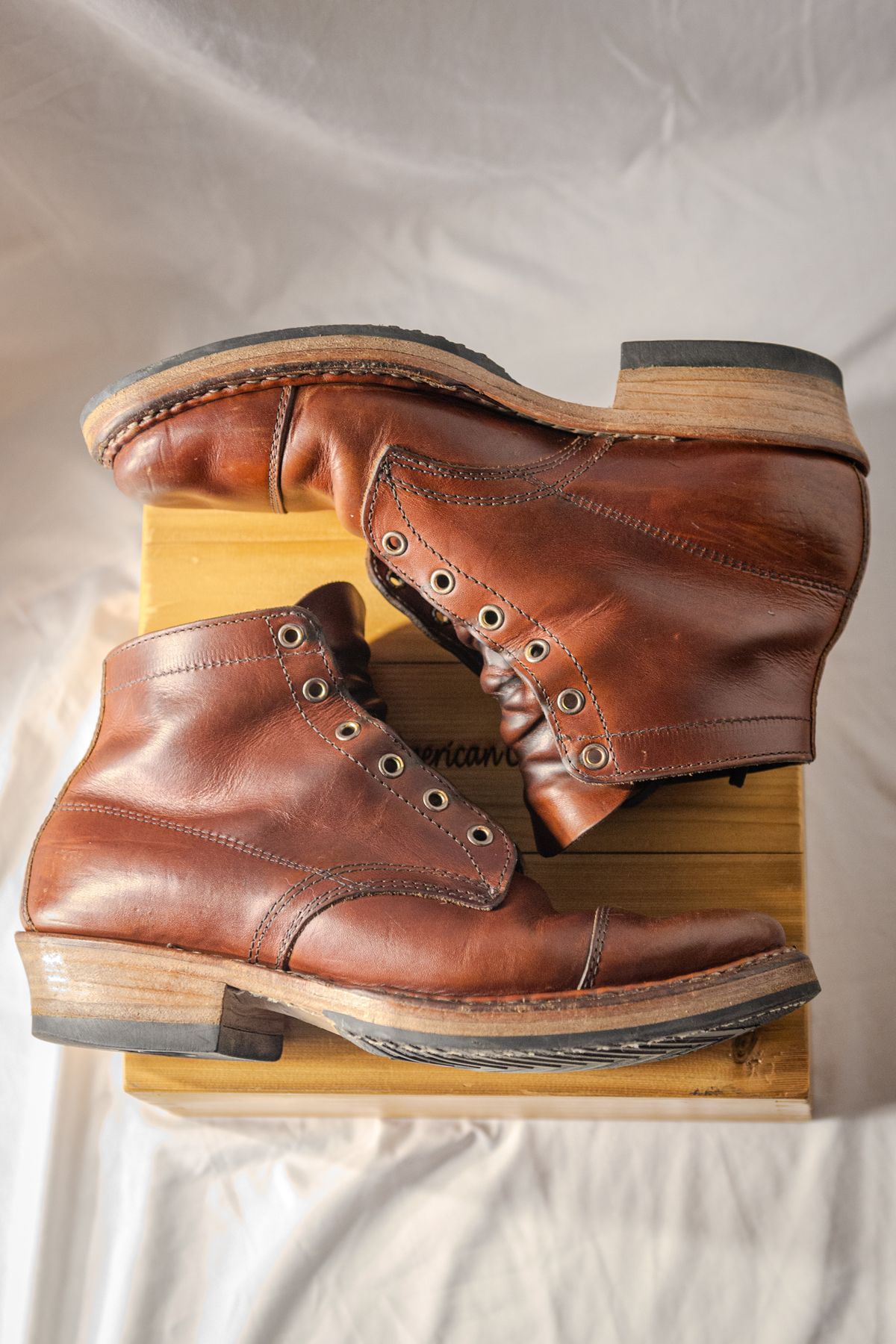 Photo by UglyJoe on March 5, 2024 of the White's Semi-Dress in Wickett & Craig Tan Oiled Latigo.