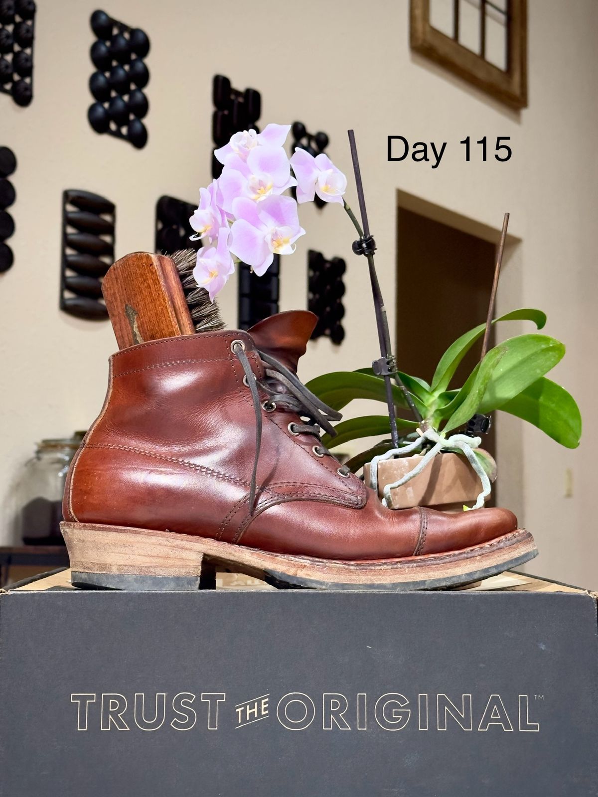 Photo by UglyJoe on March 12, 2024 of the White's Semi-Dress in Wickett & Craig Tan Oiled Latigo.