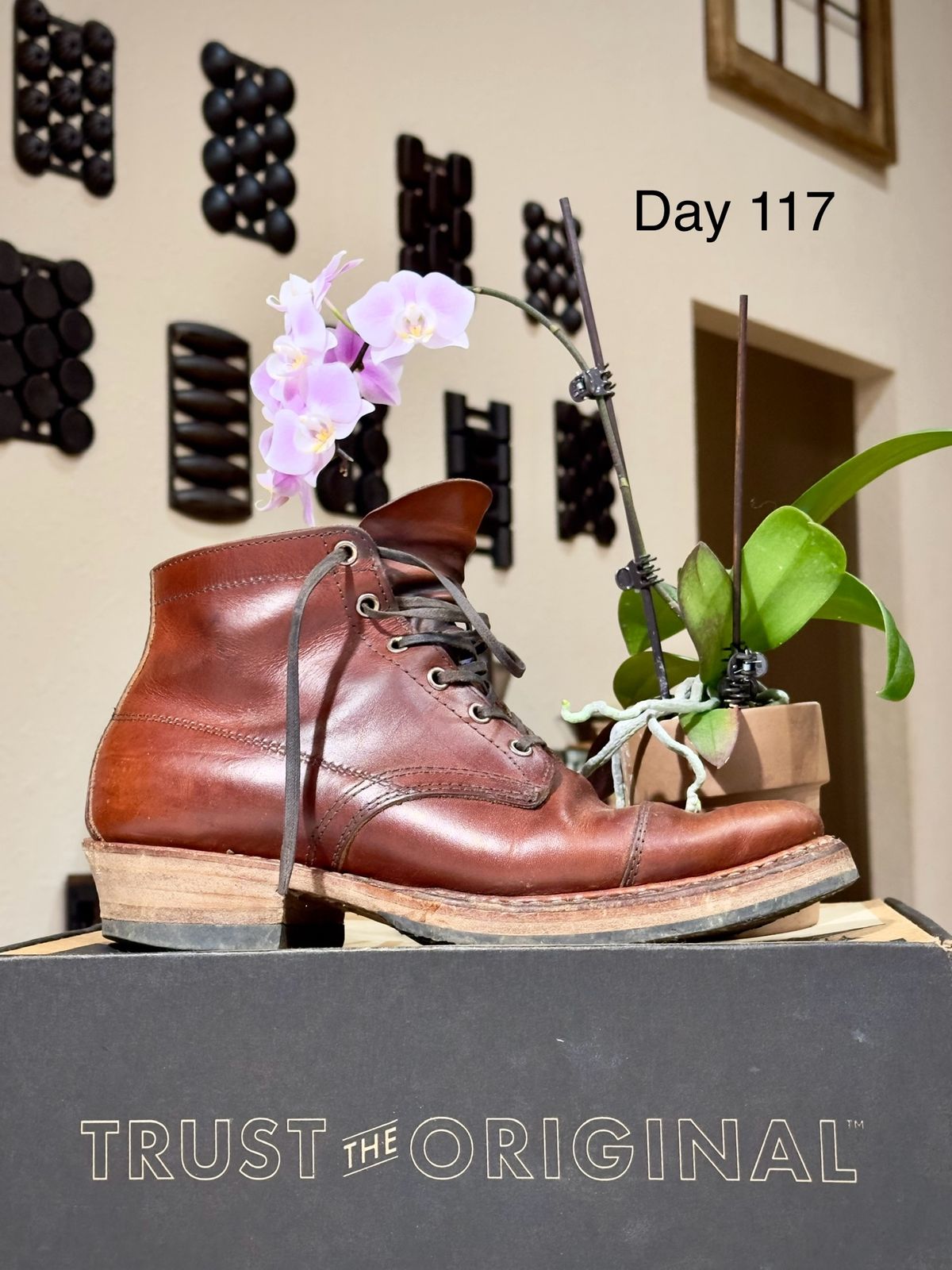 Photo by UglyJoe on March 14, 2024 of the White's Semi-Dress in Wickett & Craig Tan Oiled Latigo.