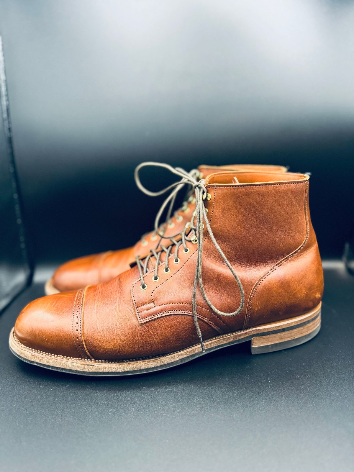Photo by StrikeDeuce on November 5, 2023 of the Viberg Service Boot BCT in C.F. Stead Whisky Regency Calf.