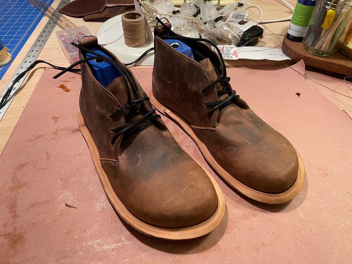 Photo by mainelyboots on October 10, 2023 of the Self-Made Chukka in S.B. Foot Saddle Voyager.